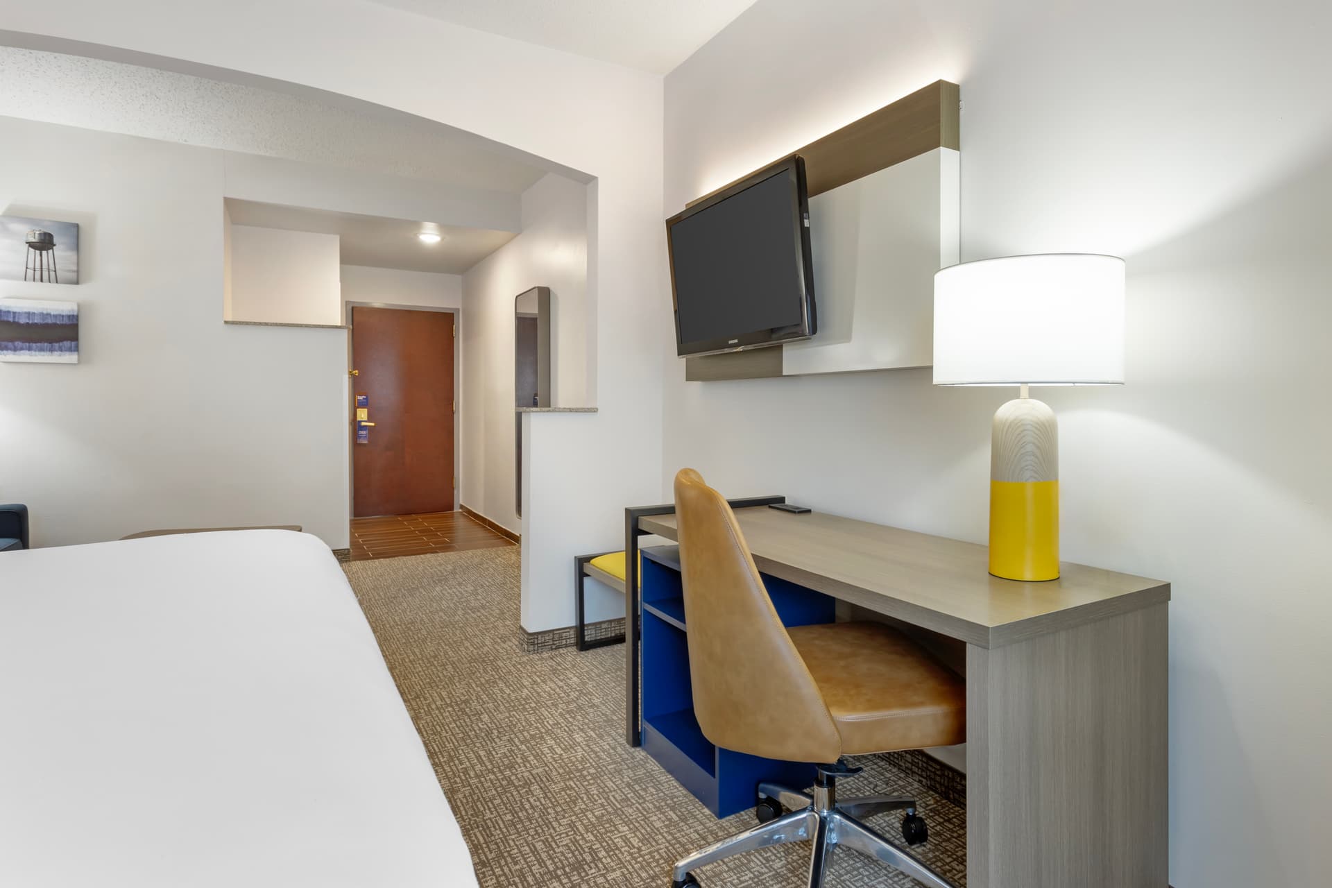 Comfort Suites East Brunswick - South River