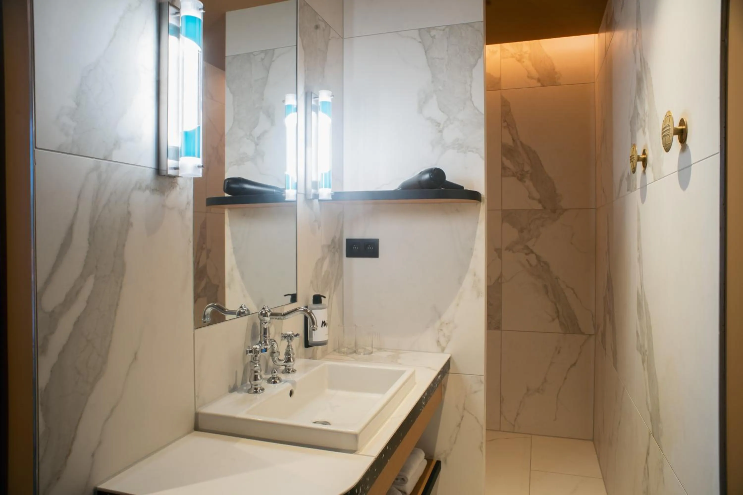 Mix Brussels --Gym & Wellness for adults only--