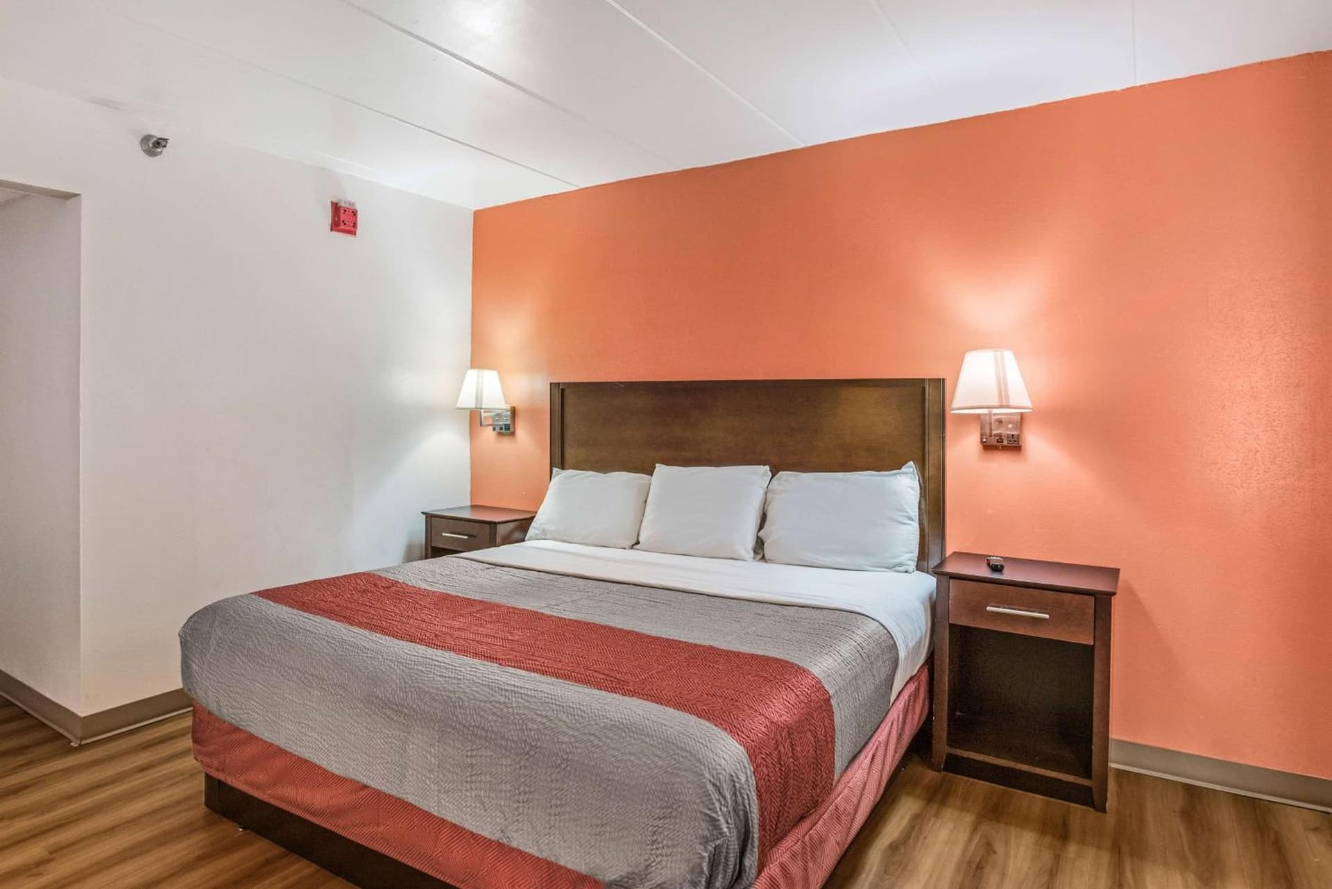 Motel 6-Levittown, PA - Bensalem