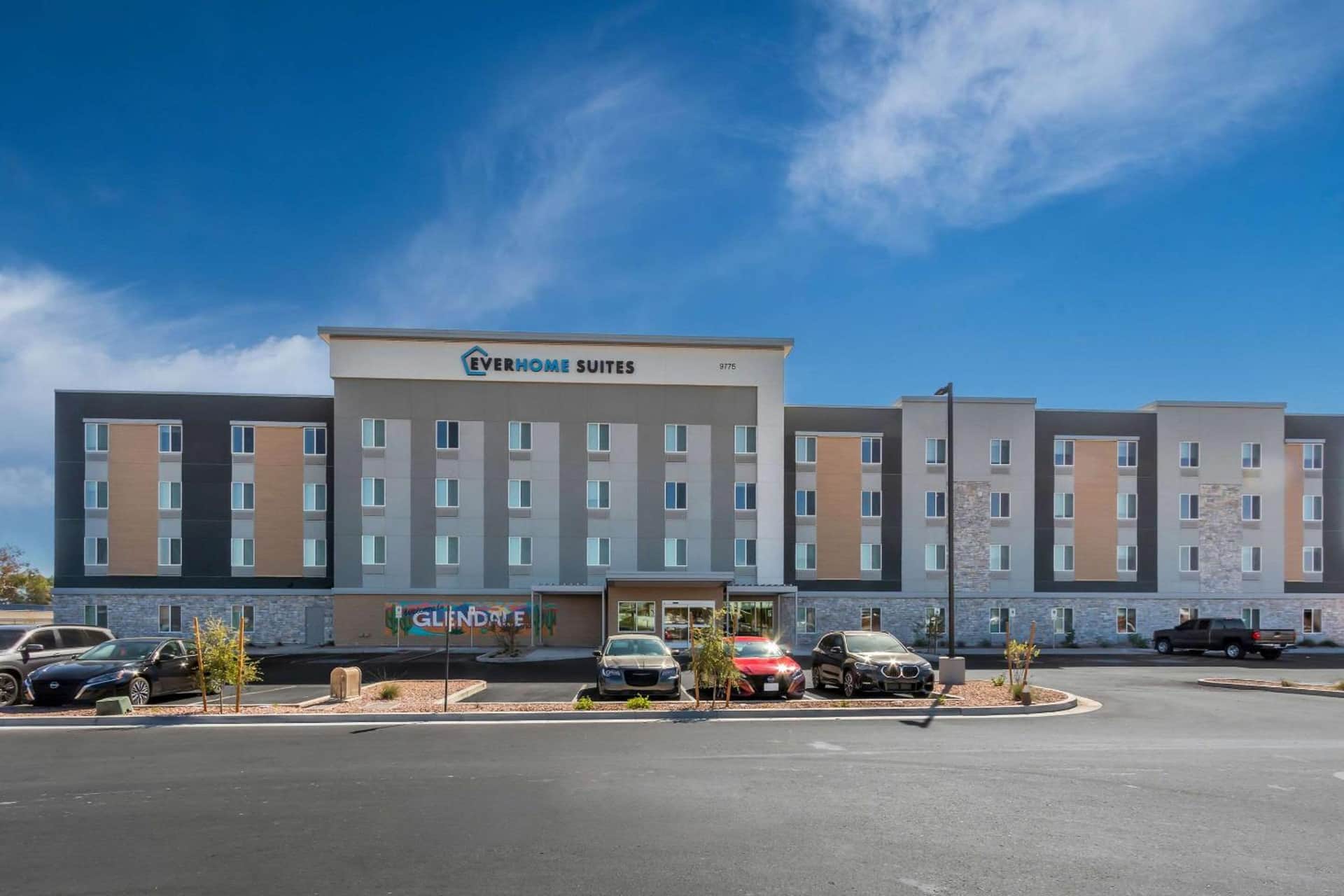 Everhome Suites Glendale Sports Entertainment District