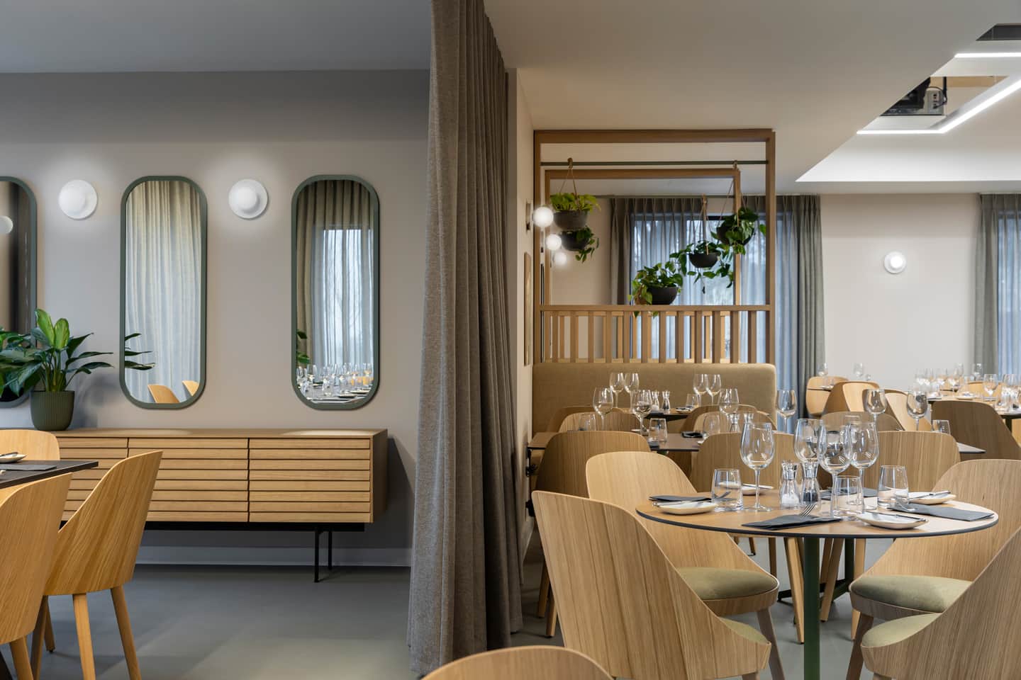 voco Zeal Exeter Science Park, by IHG