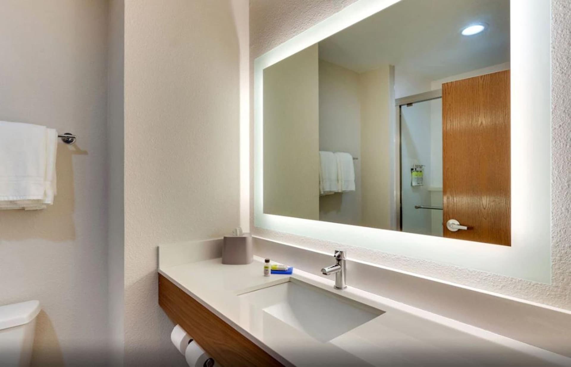 Holiday Inn Express Lake Worth NW Loop 820 by IHG