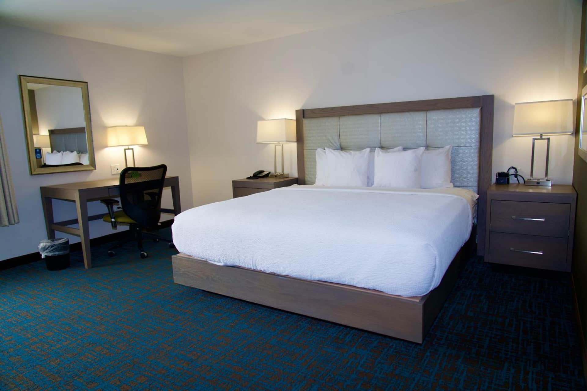 La Quinta Inn & Suites by Wyndham St. Paul-Woodbury