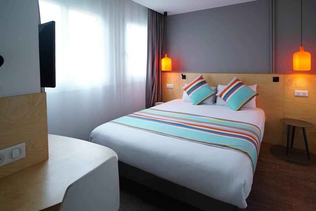 Hotel La Régence Courbevoie