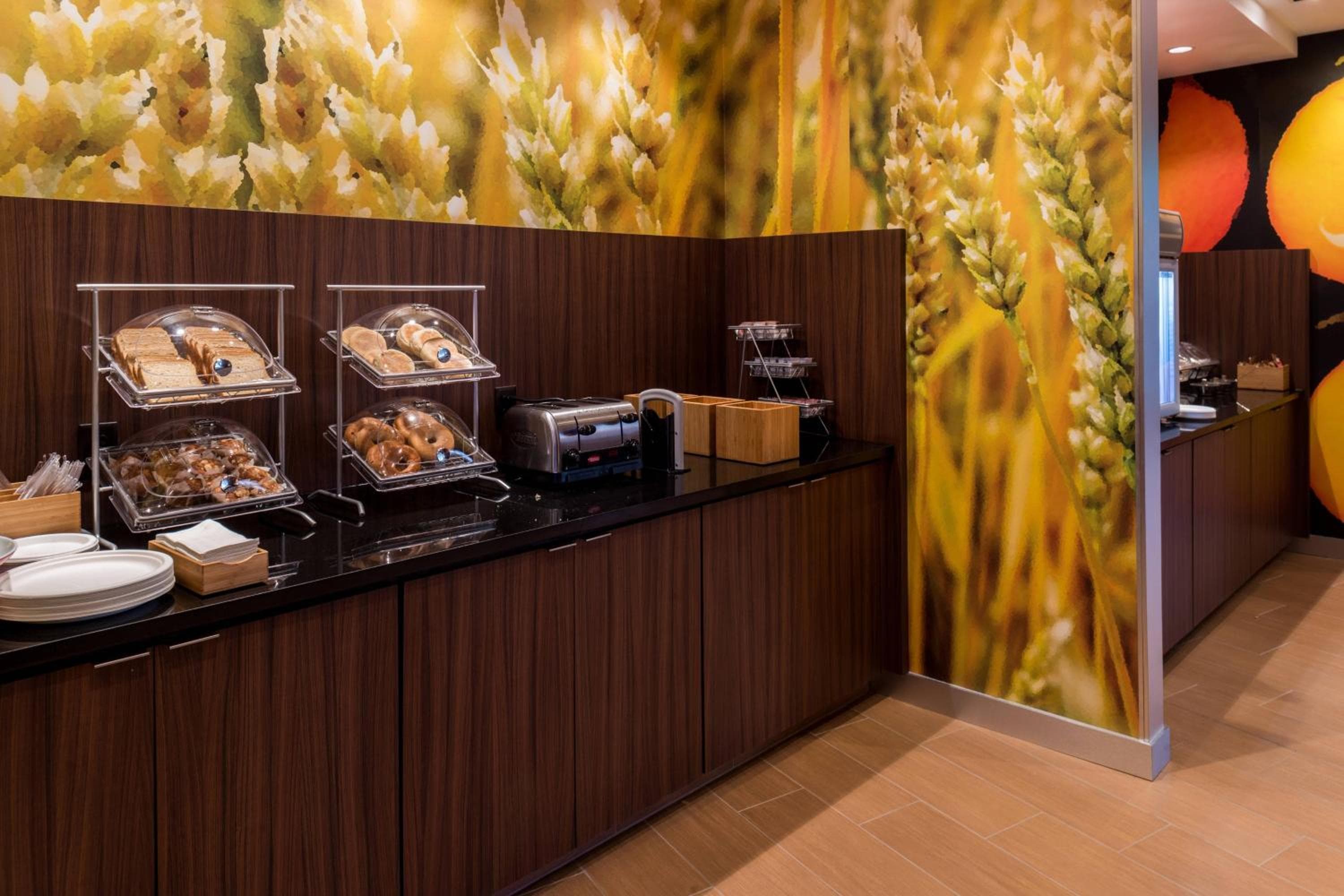 Fairfield Inn & Suites by Marriott Orlando East/UCF Area