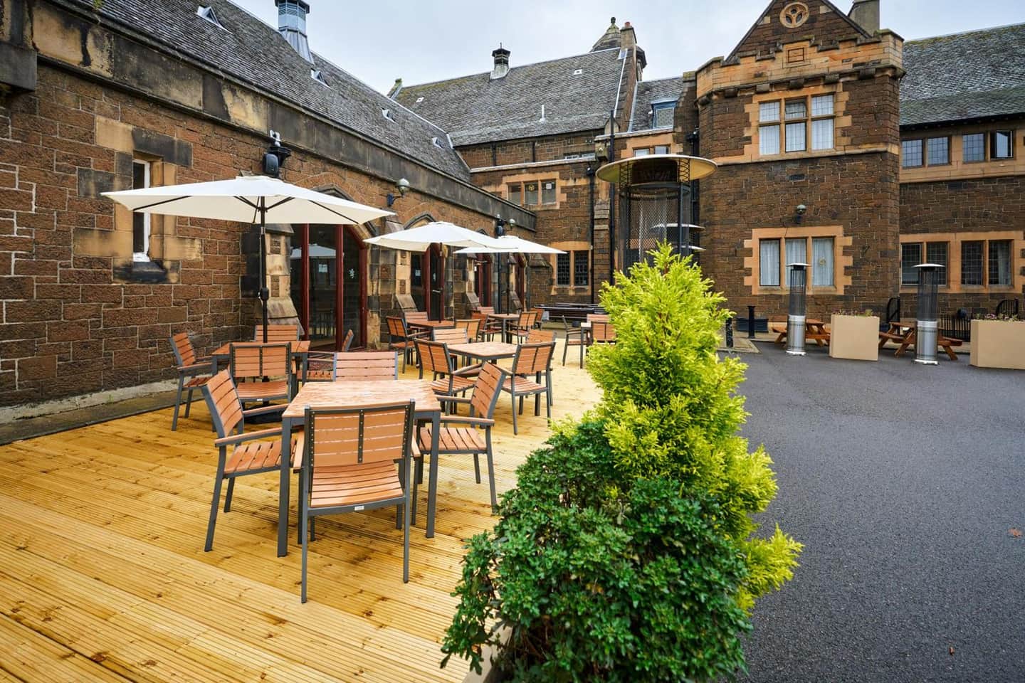 Stirling Highland Hotel- Part of the Cairn Collection
