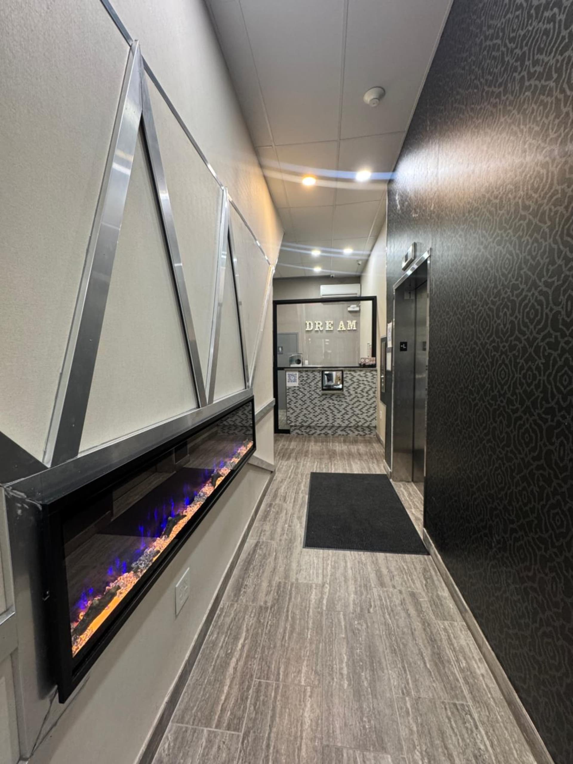 Dream Hotel Bronx