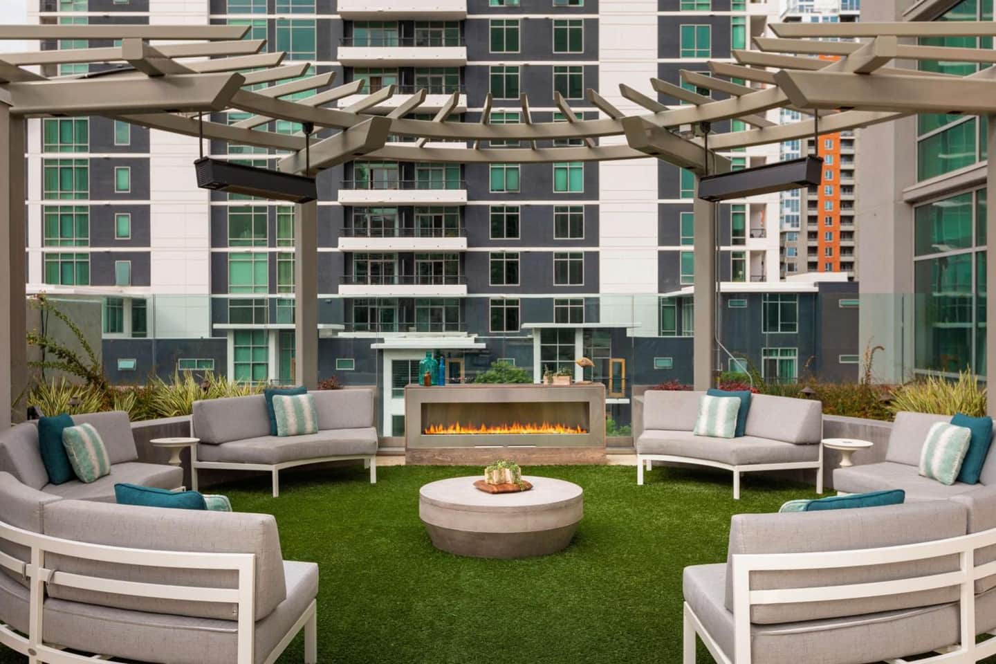 Carte Hotel San Diego Downtown, Curio Collection by Hilton