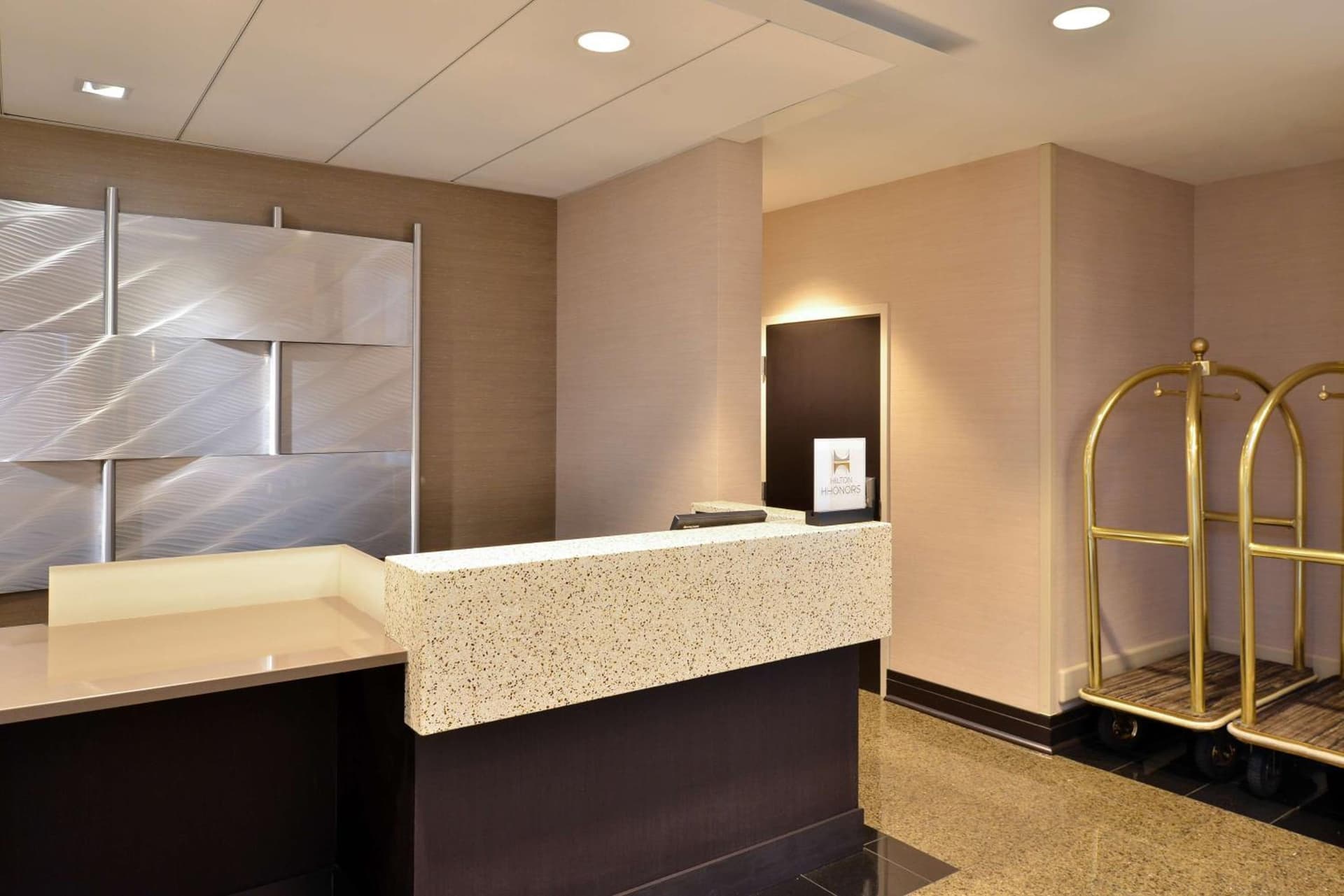 Hotel Belvoir Springfield