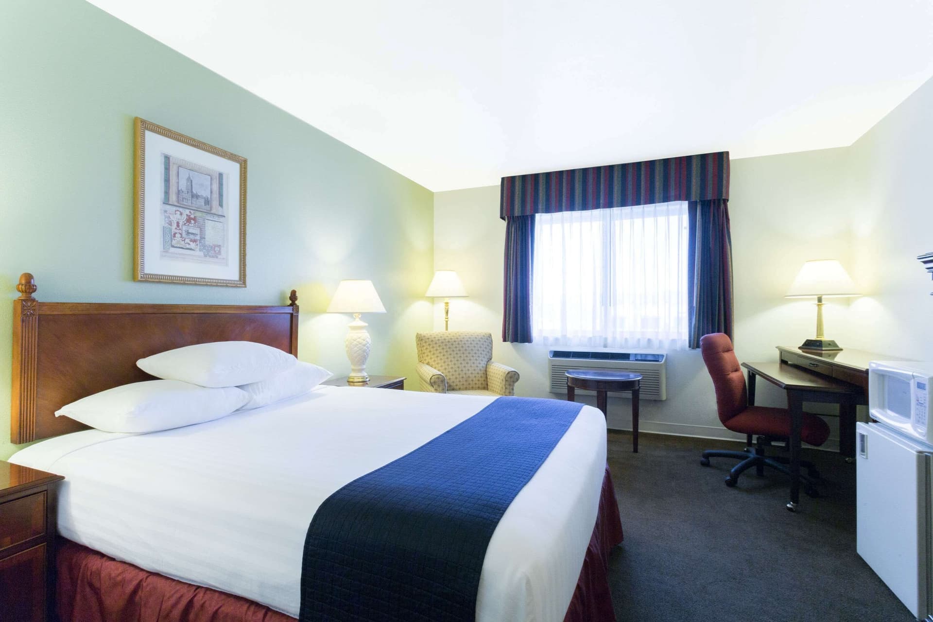 Super 8 by Wyndham Montpelier