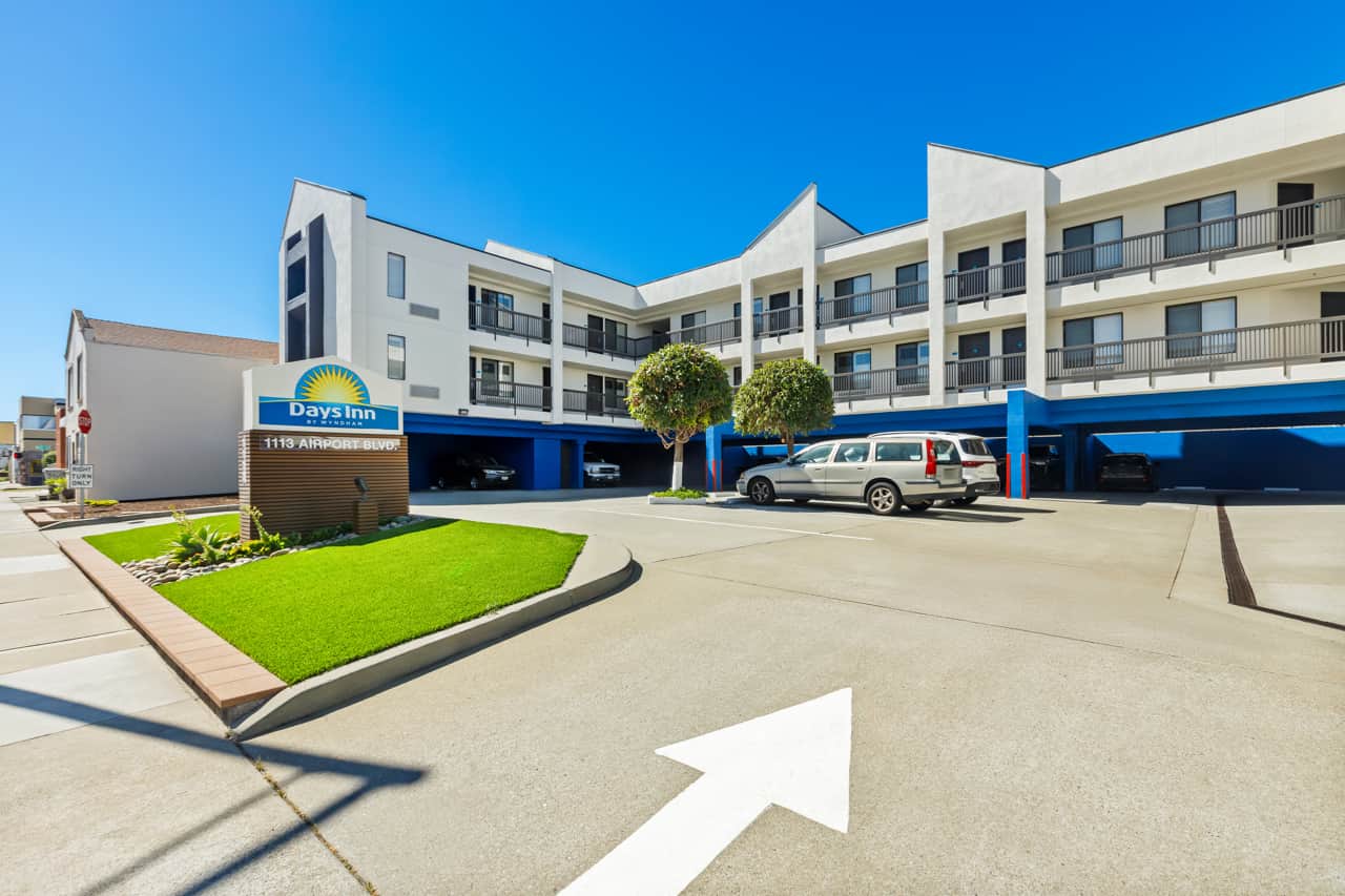 Days Inn by Wyndham San Francisco S/Oyster Point Airport