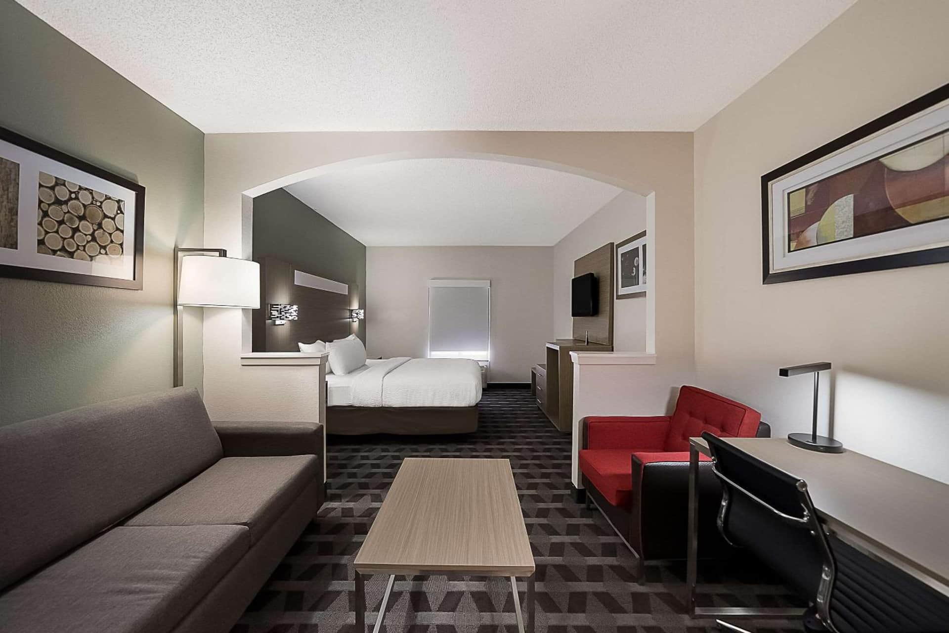 Quality Inn & Suites Irving DFW Airport South
