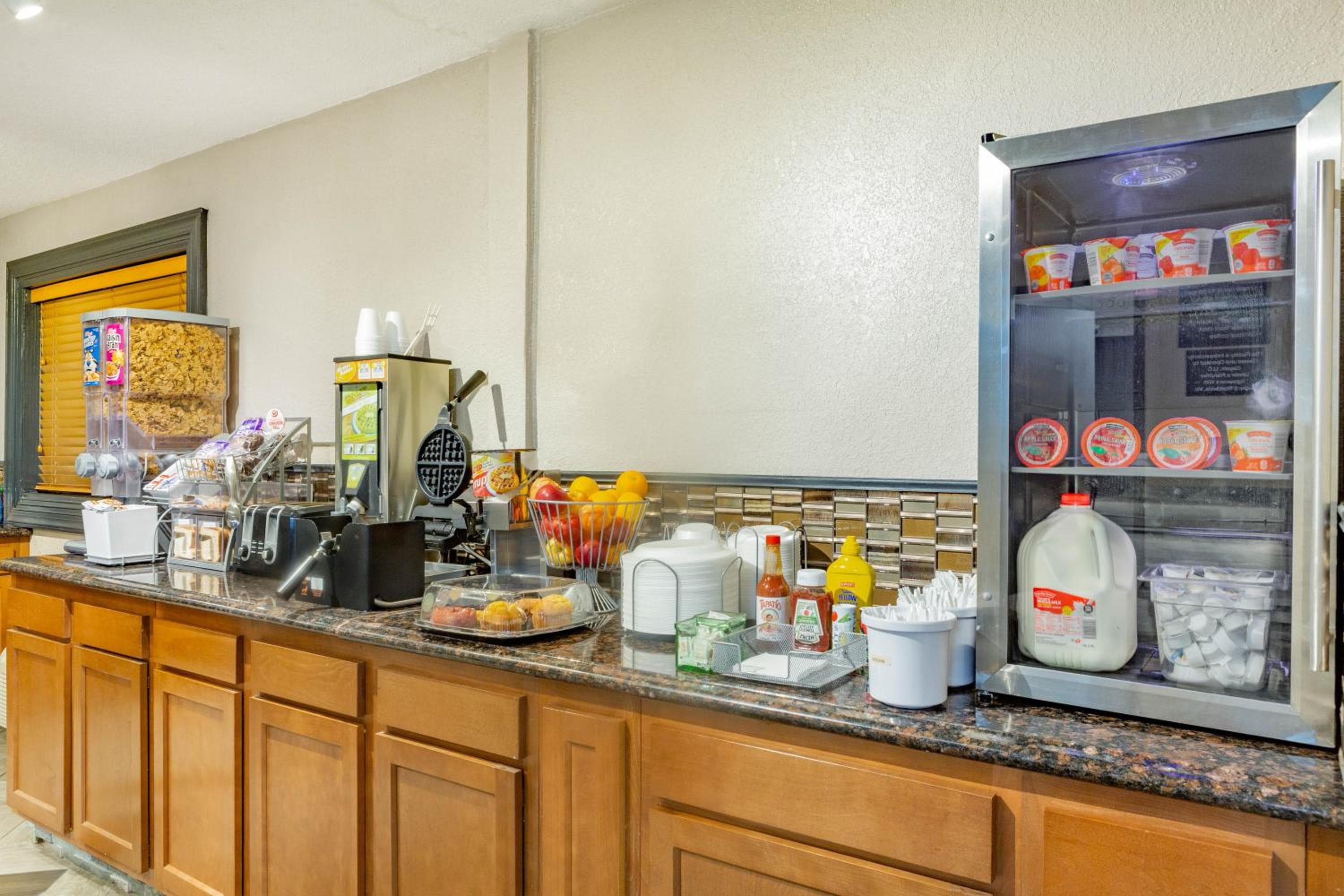 Super 8 by Wyndham Fort Madison