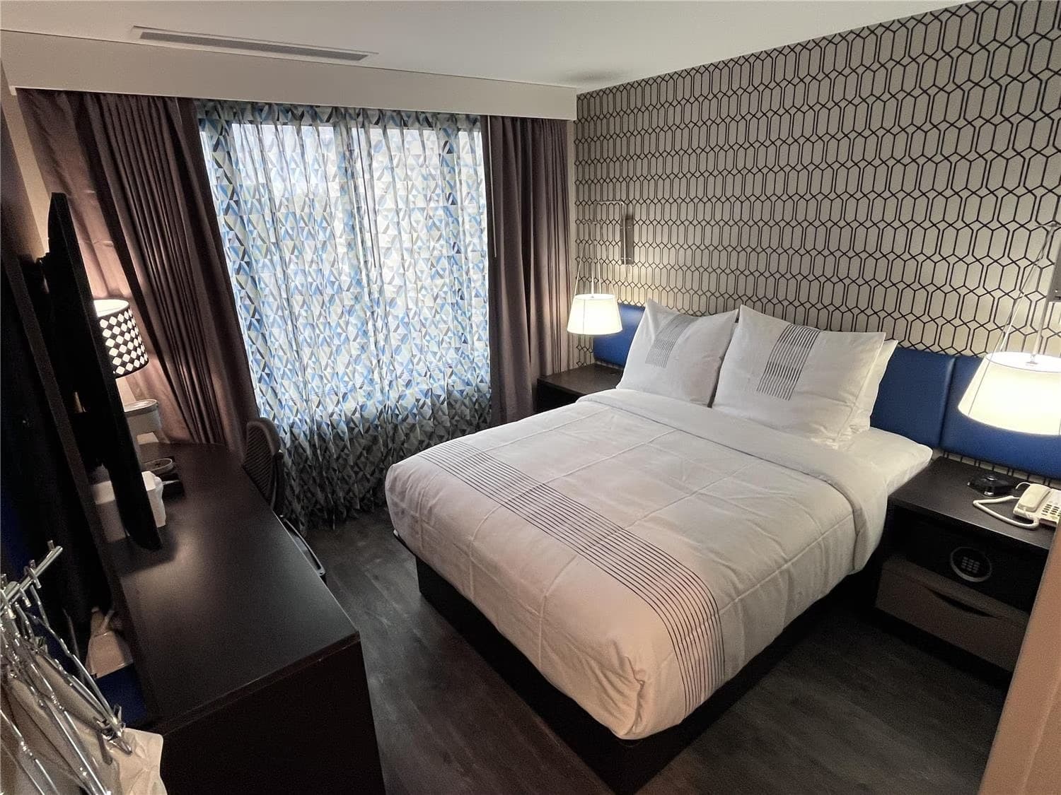 GLō Best Western Bronx NYC