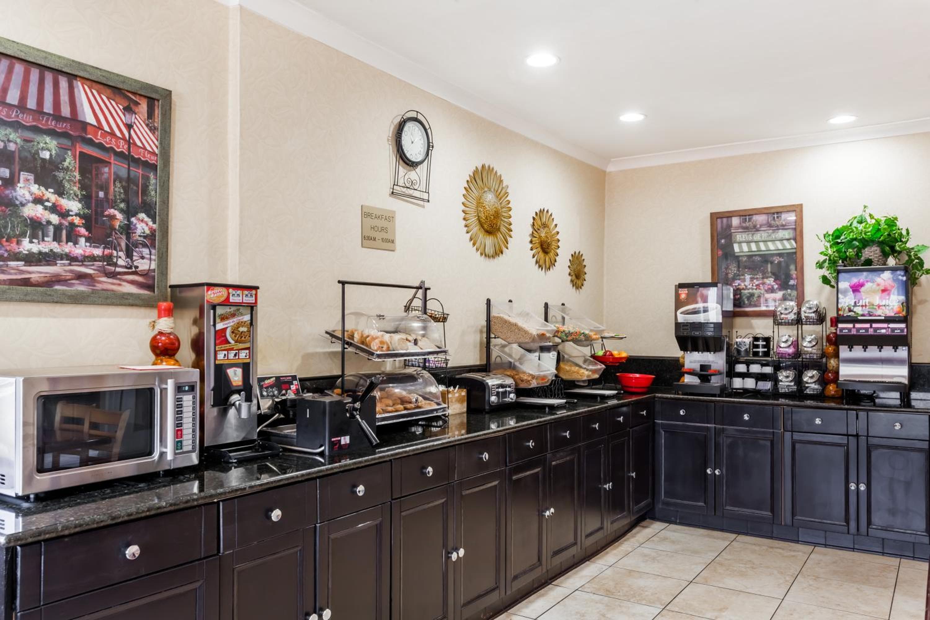 Ramada by Wyndham San Diego Poway Miramar