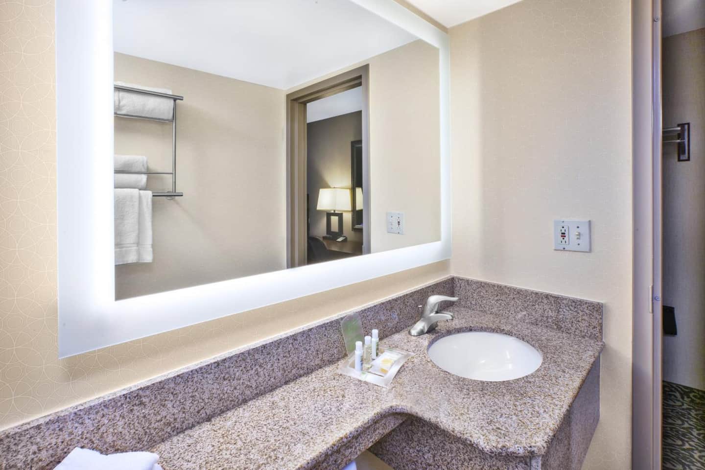 Holiday Inn - National Airport/Crystal City