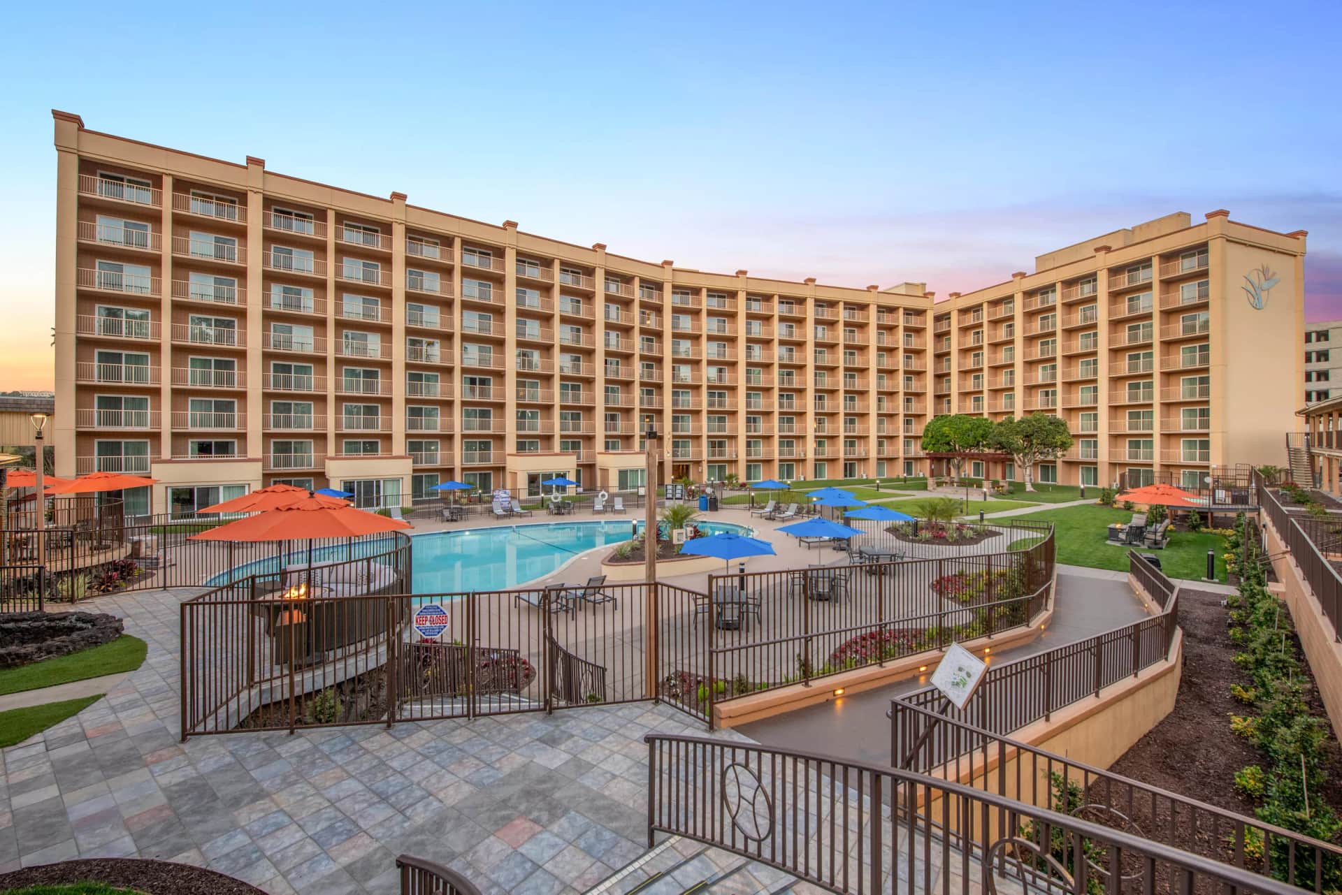 Crowne Plaza Hotel Mission Valley by IHG