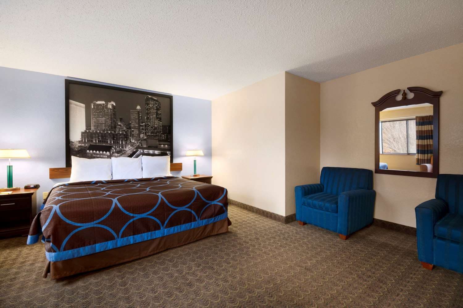 Super 8 by Wyndham Charlotte University
