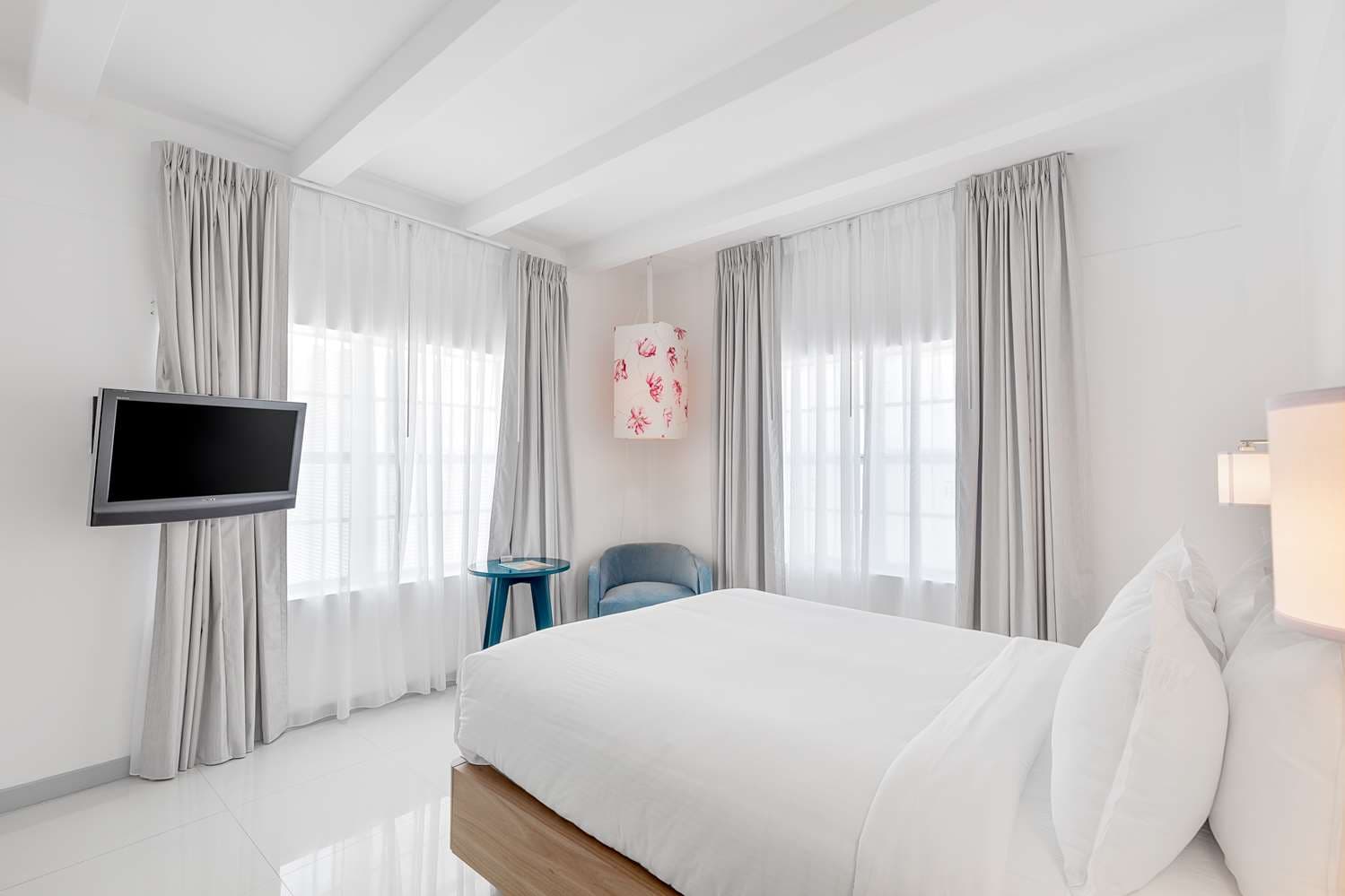 The Townhouse Hotel