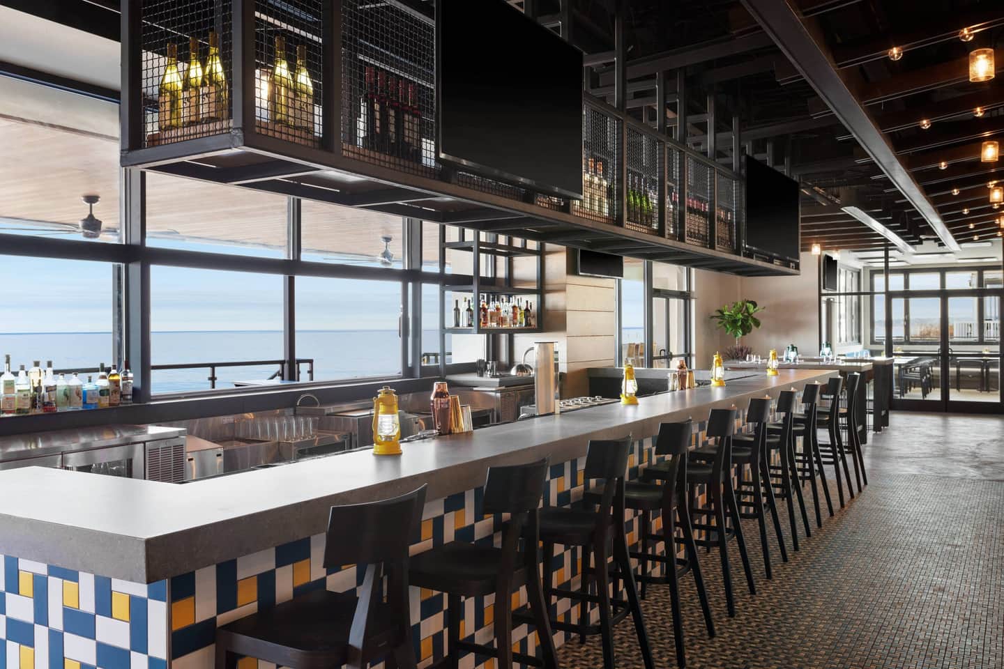 Delta Hotels by Marriott Virginia Beach Waterfront Suites