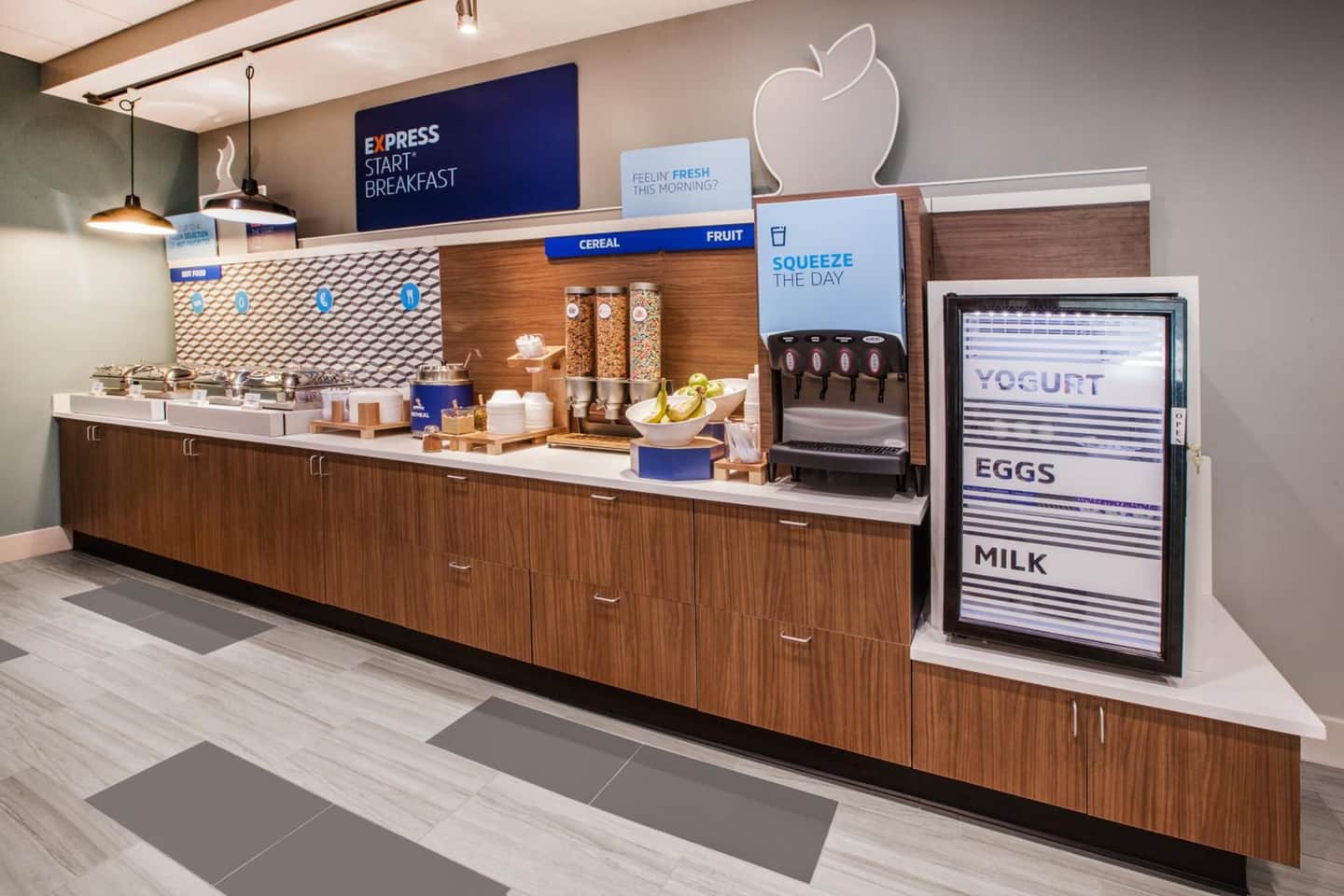 Holiday Inn Express & Suites - Naples Downtown - 5th Avenue