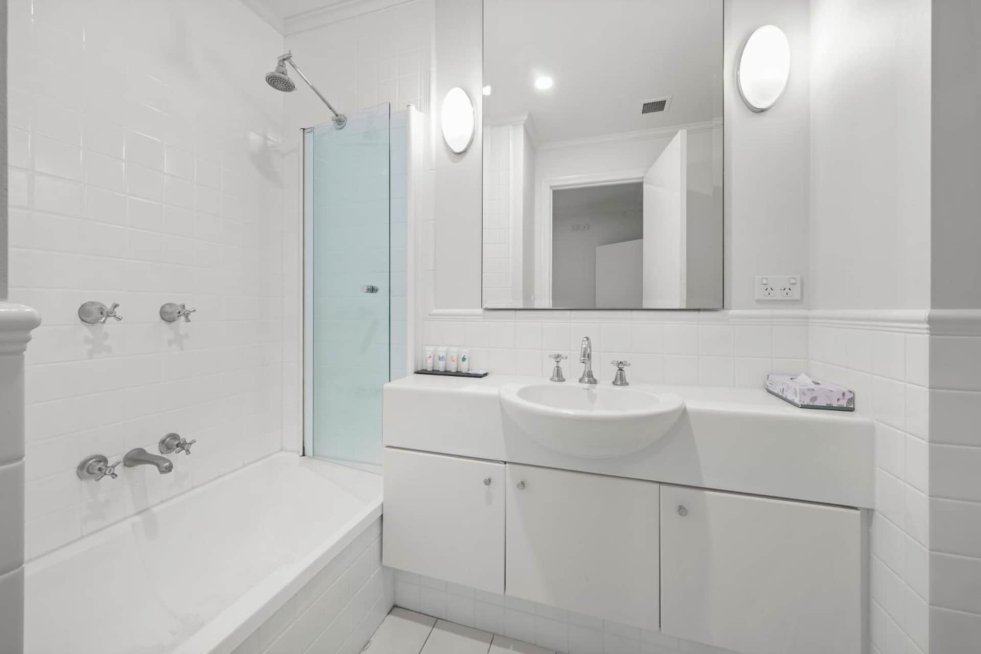 Comfort Apartments Melbourne Central