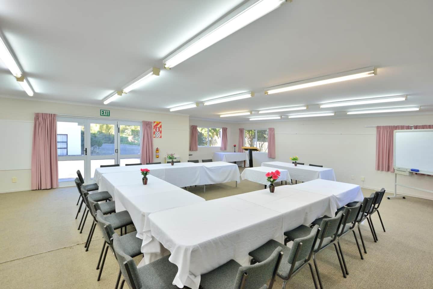 Manukau Hotel & Conference Centre