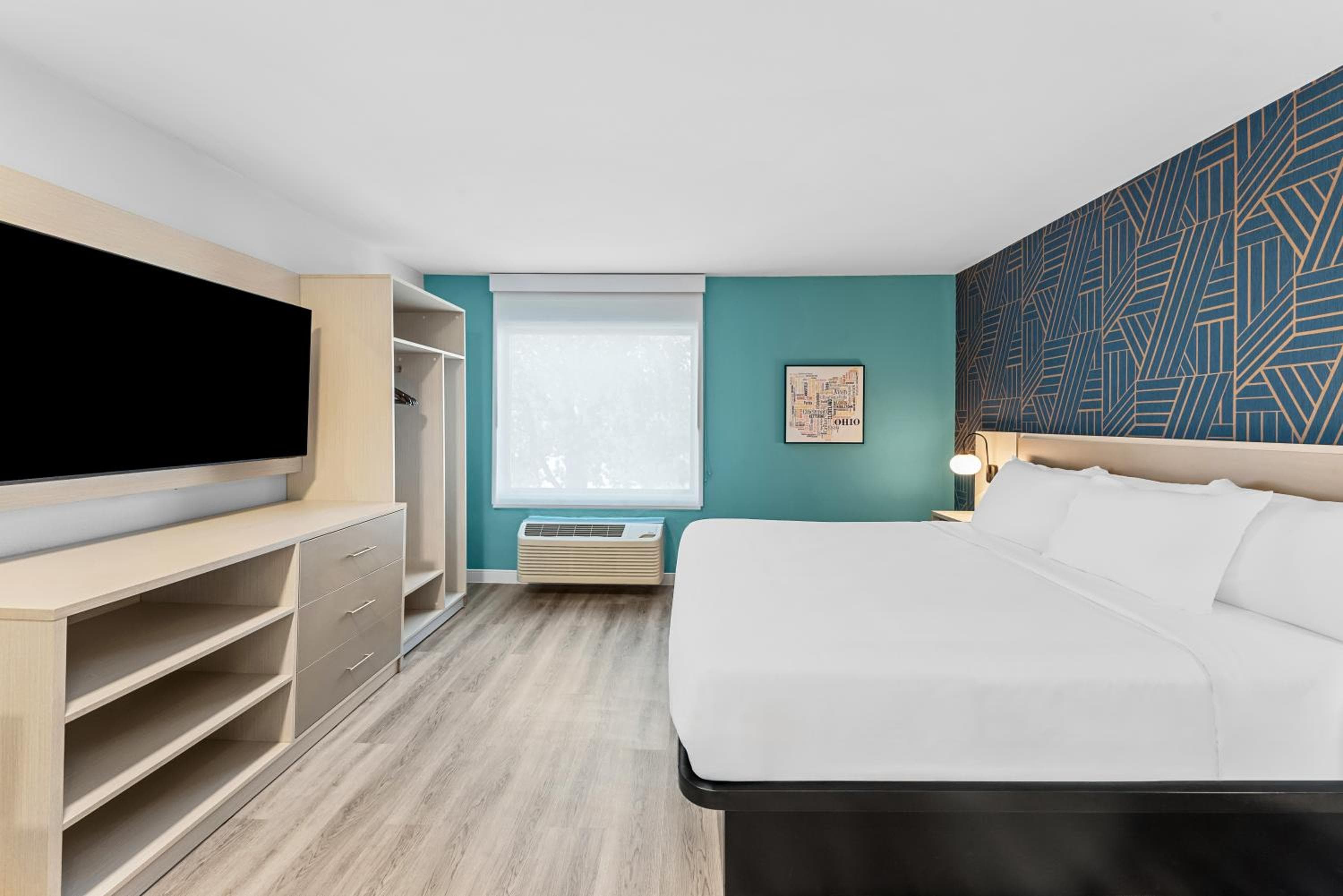 MainStay Suites Columbus North - Worthington