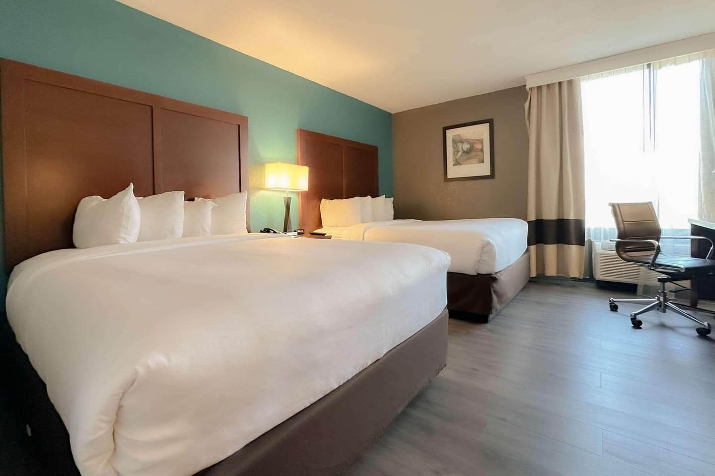 The Adventure Hotel by the Parks