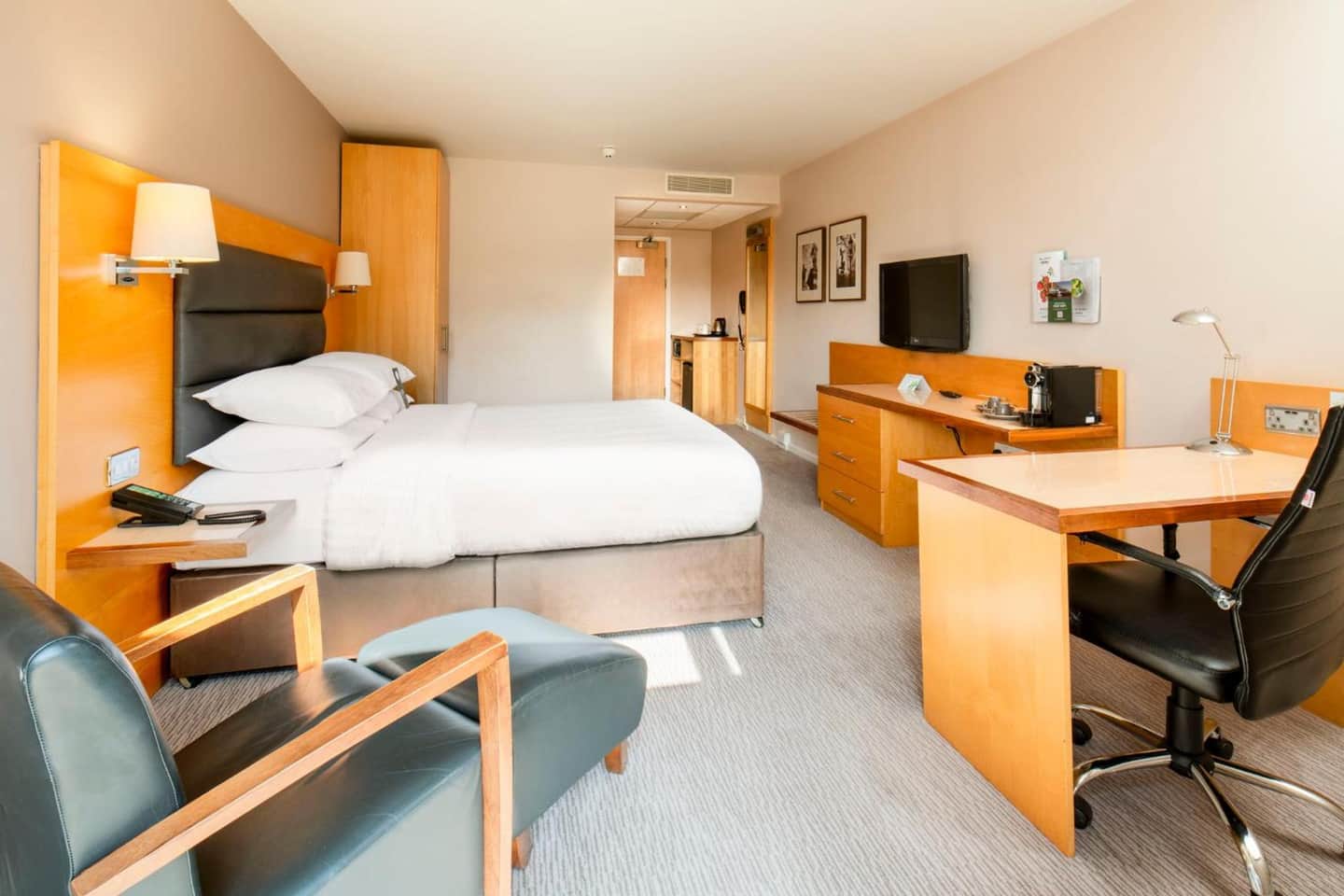 Holiday Inn London Brentford Lock