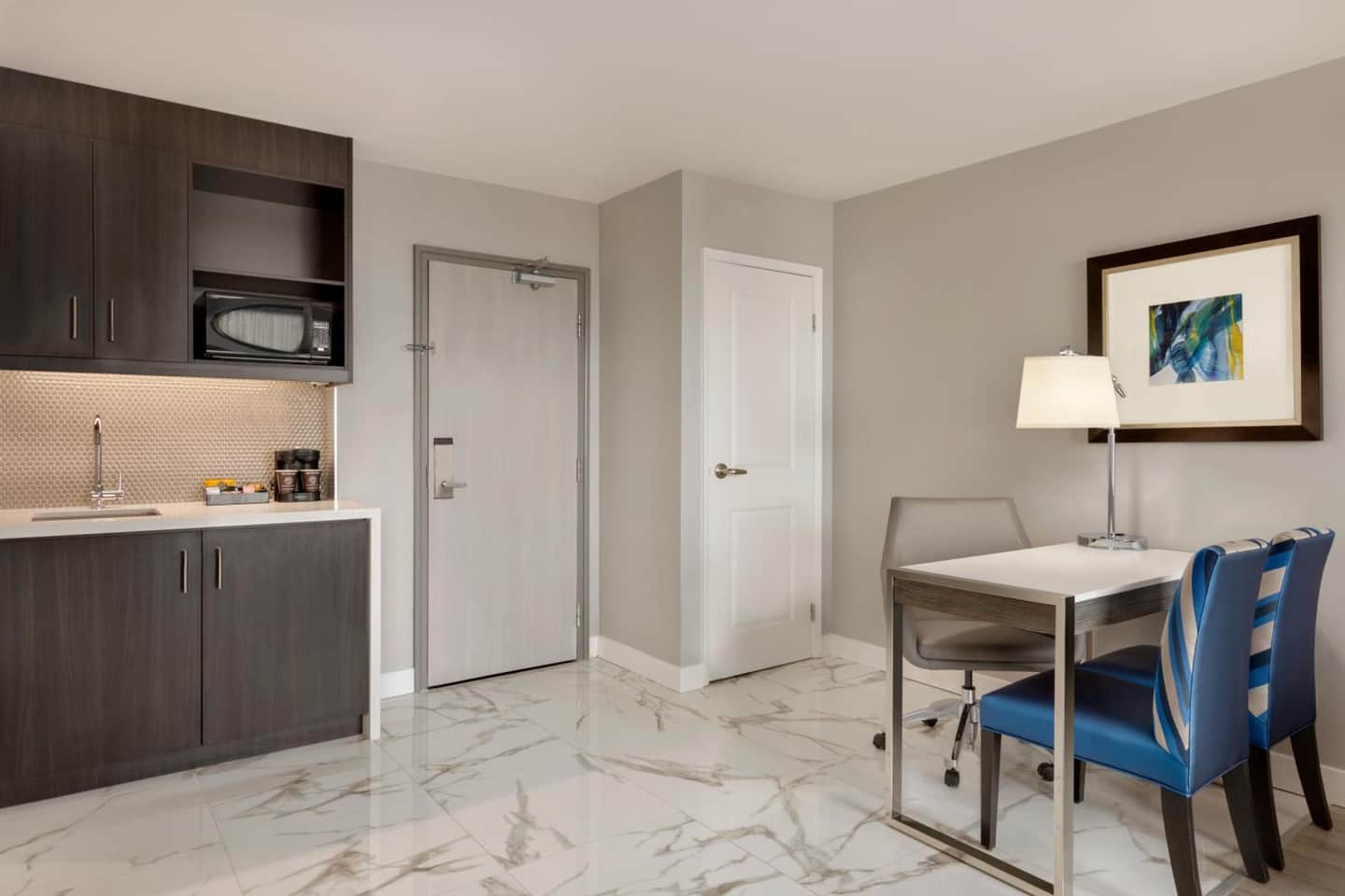 Embassy Suites by Hilton Montreal Airport