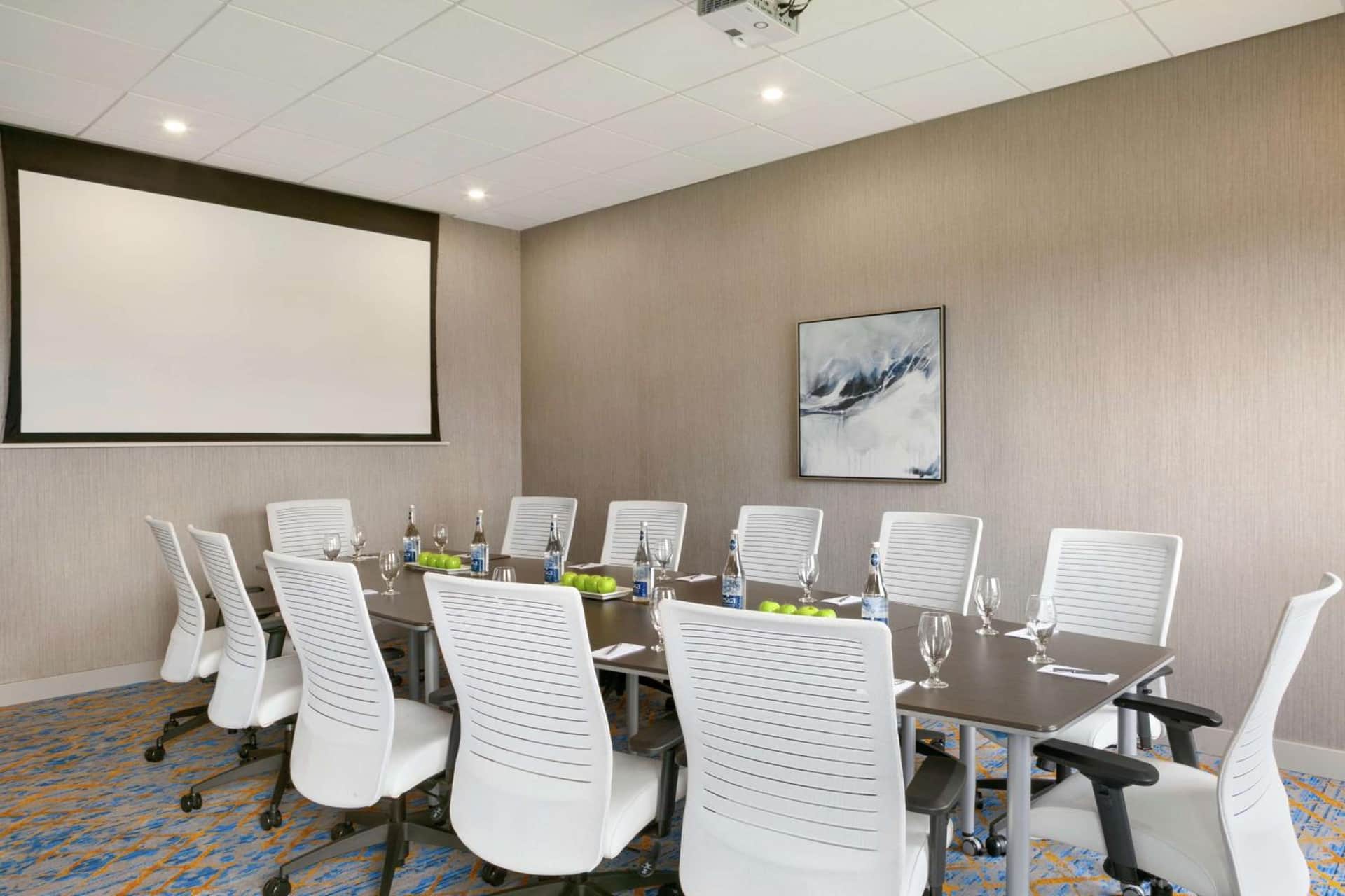 Embassy Suites by Hilton Montreal Airport