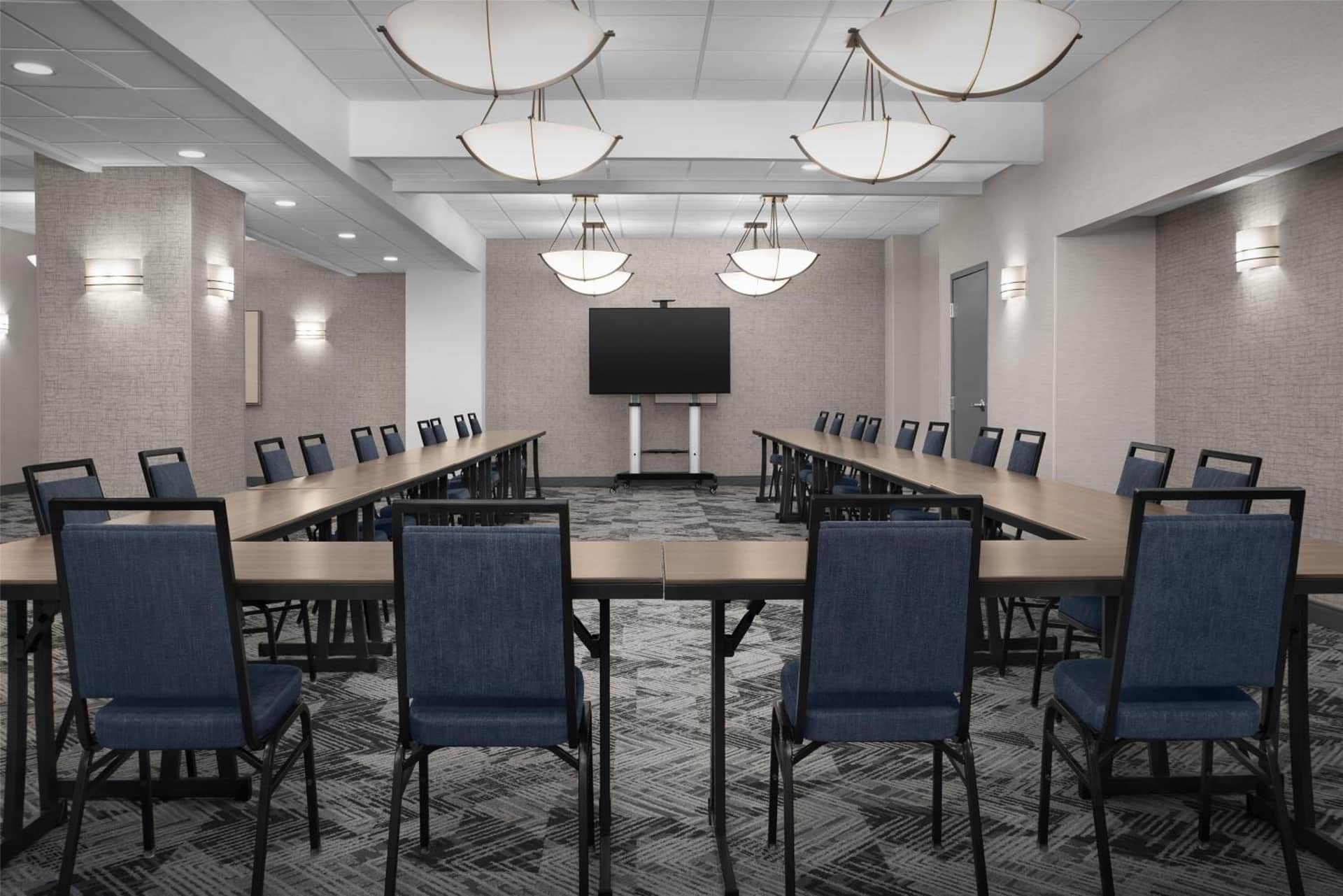 Hampton Inn Indianapolis Downtown Across from Circle Center