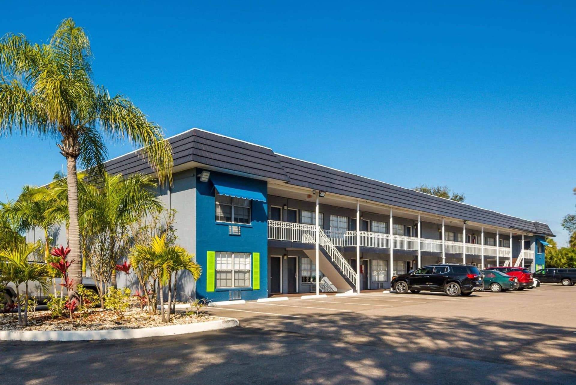 SureStay Hotel by Best Western Sarasota Lido Beach
