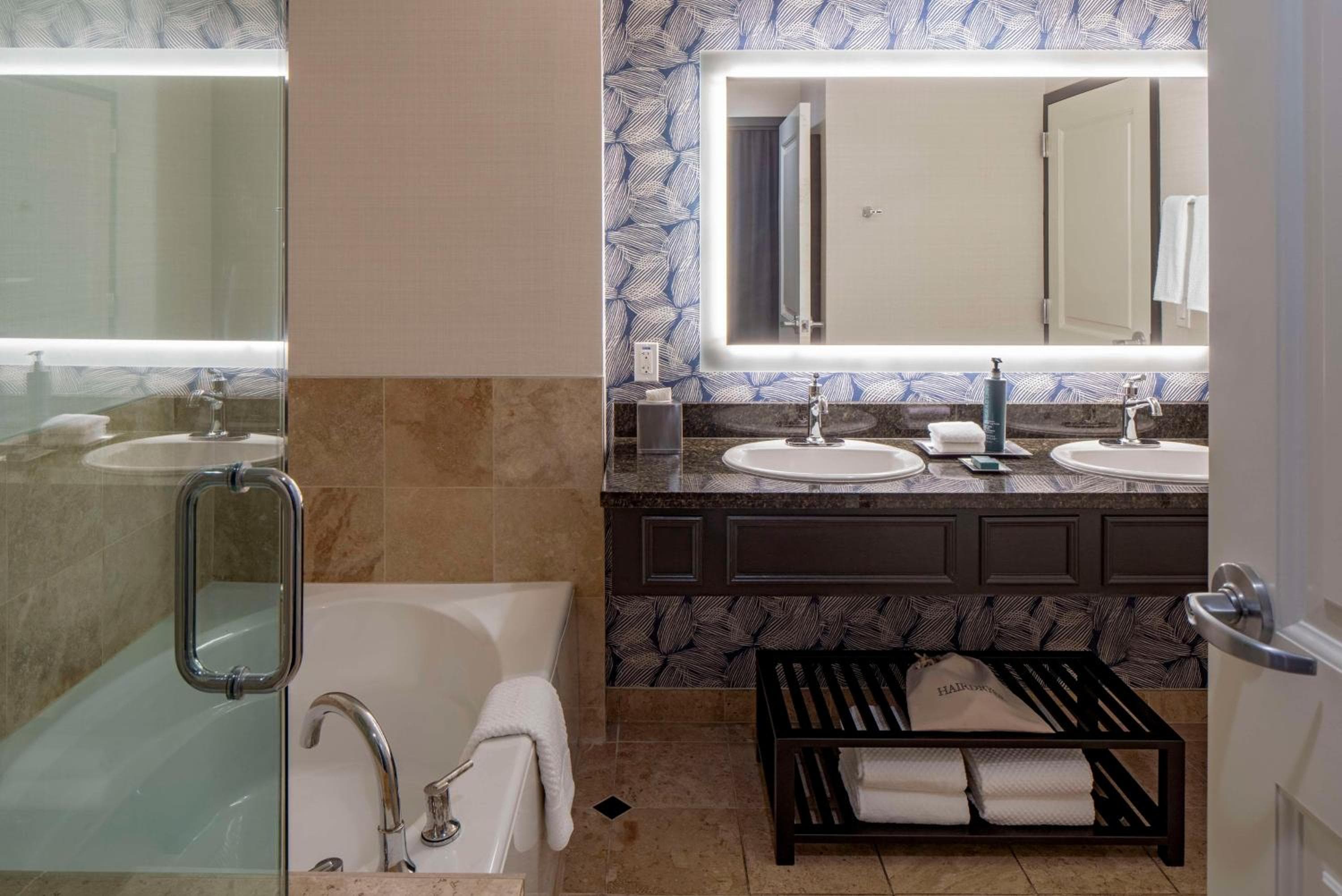 Hilton San Antonio Hill Country