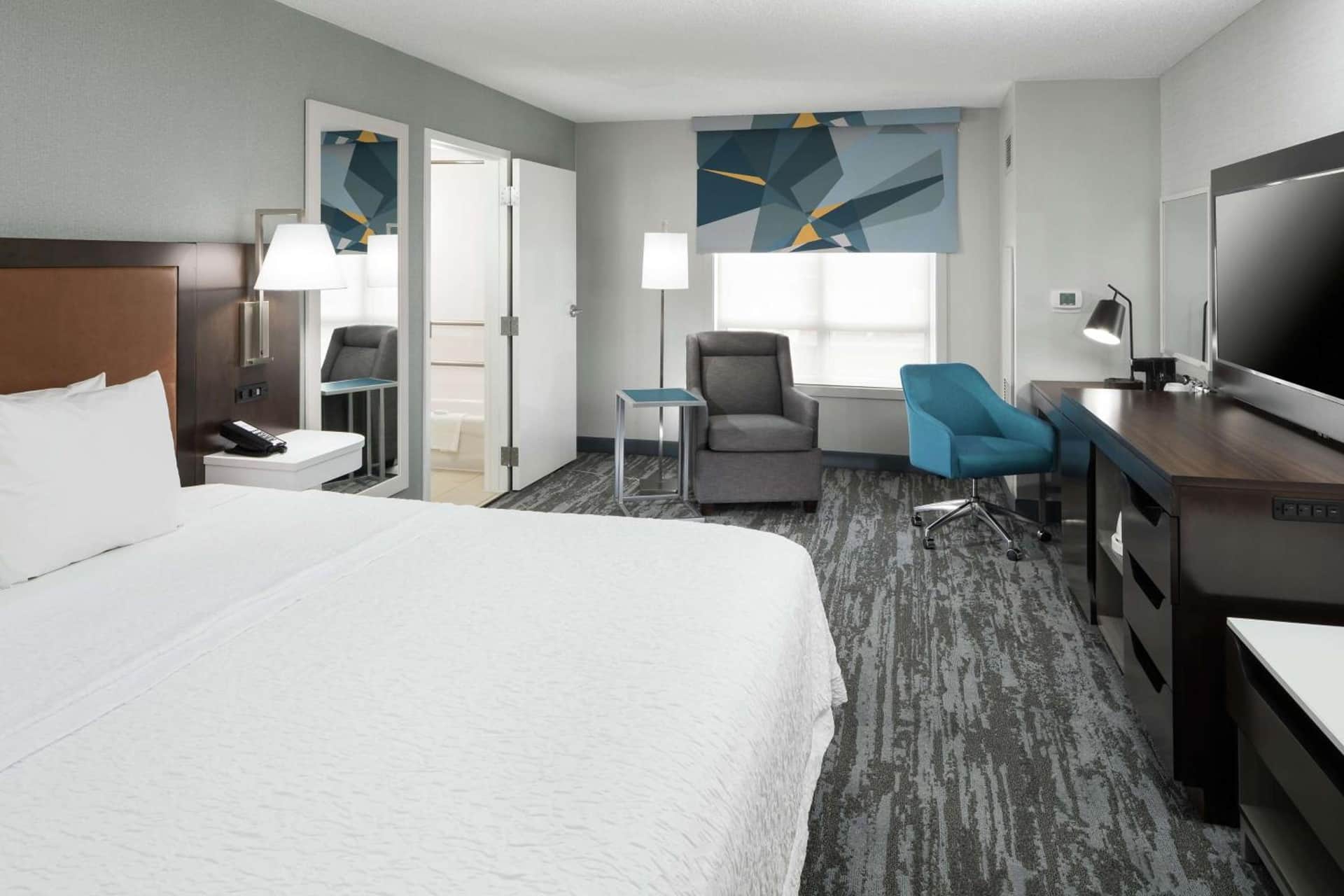 Hampton Inn & Suites Memphis at Beale Street