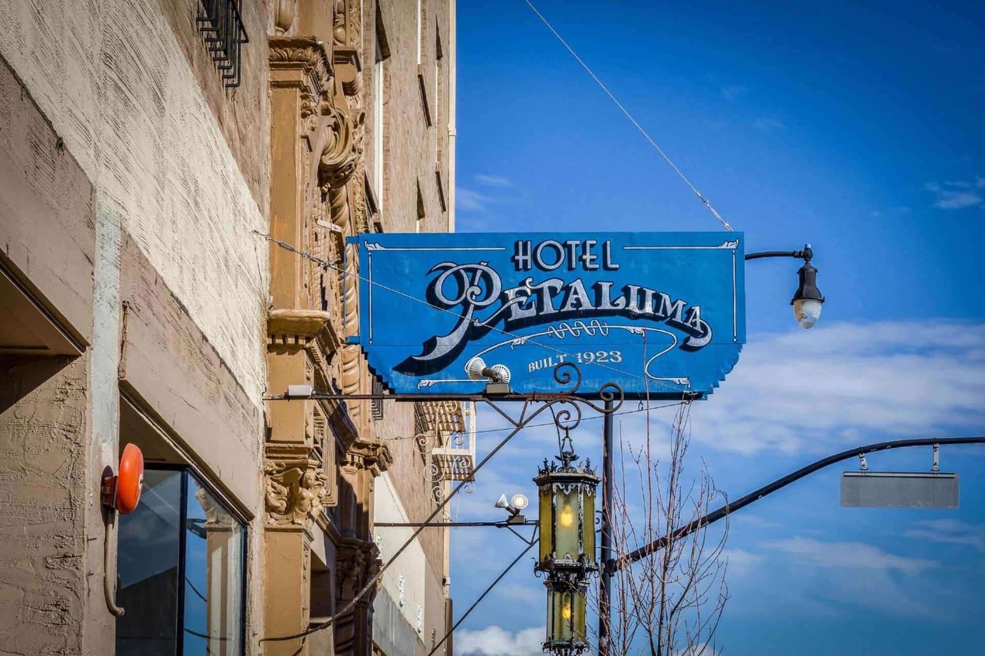 Hotel Petaluma, Tapestry Collection by Hilton