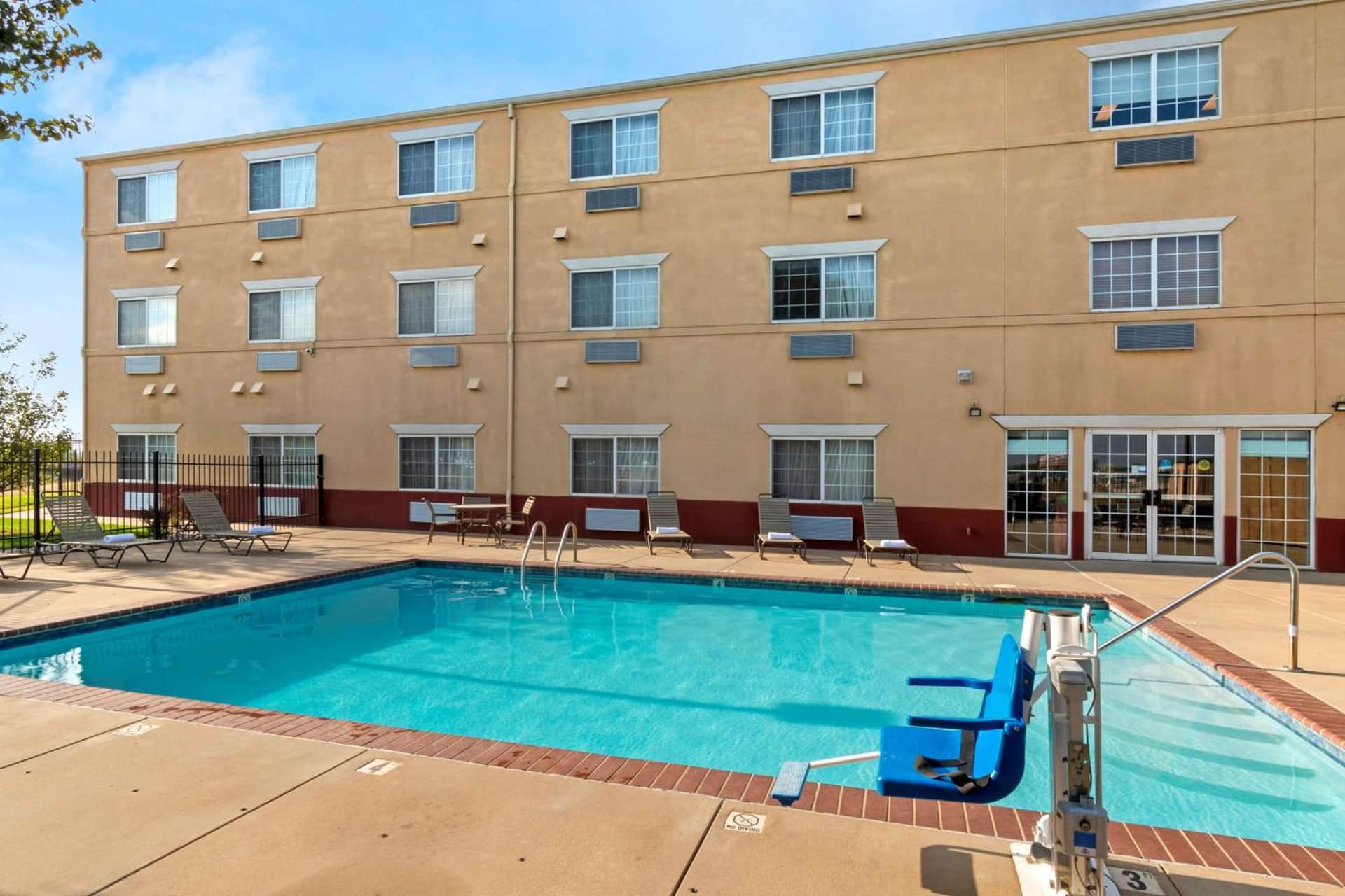 Best Western Governors Inn and Suites