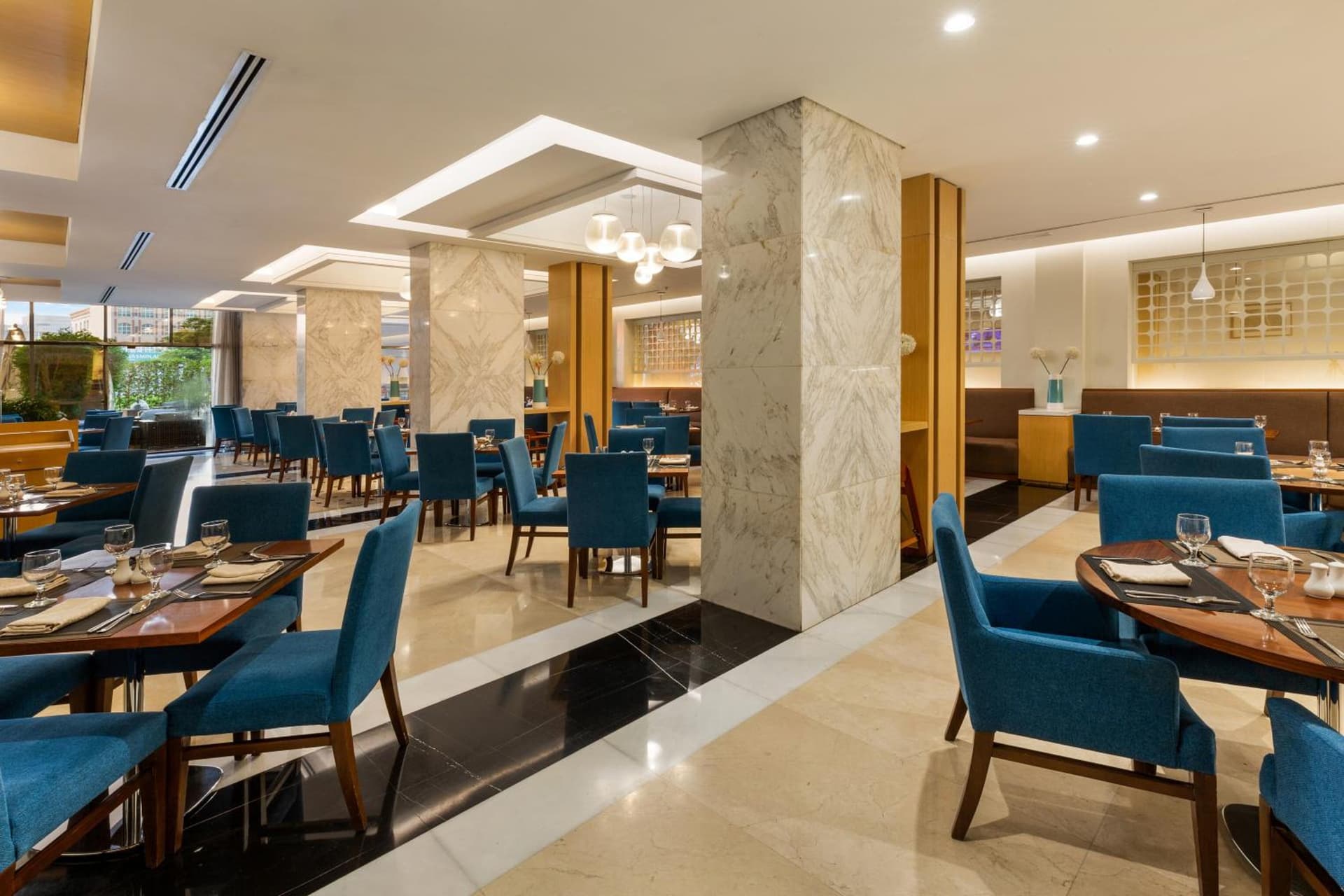 Royal Continental Hotel - Dubai Airport