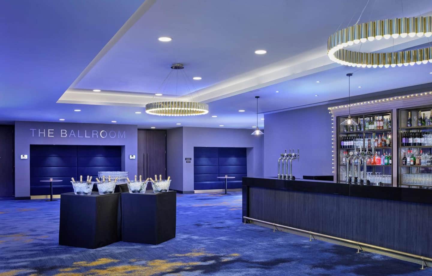 DoubleTree by Hilton Hull