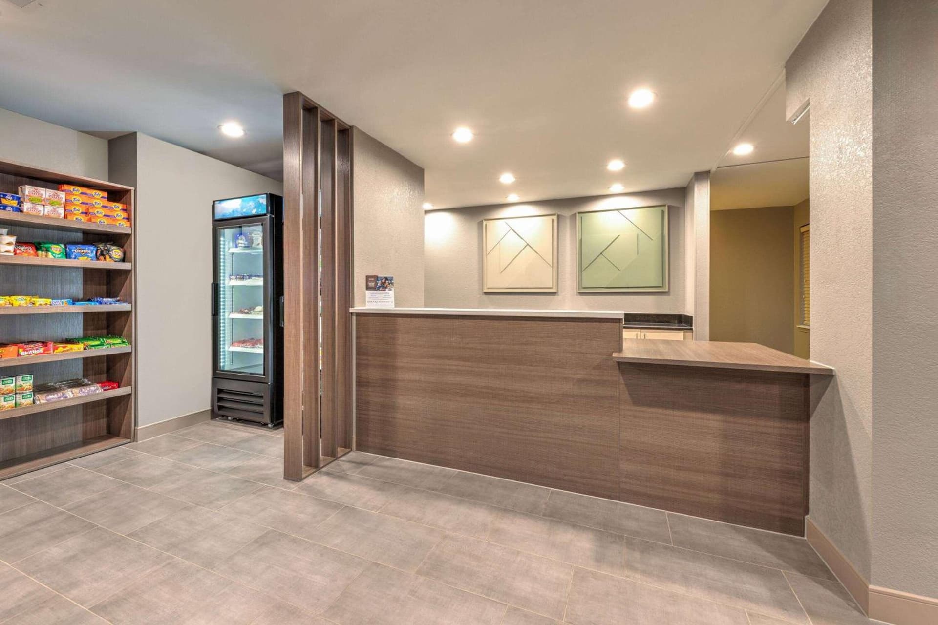 Hawthorn Extended Stay by Wyndham Bedford - Dallas