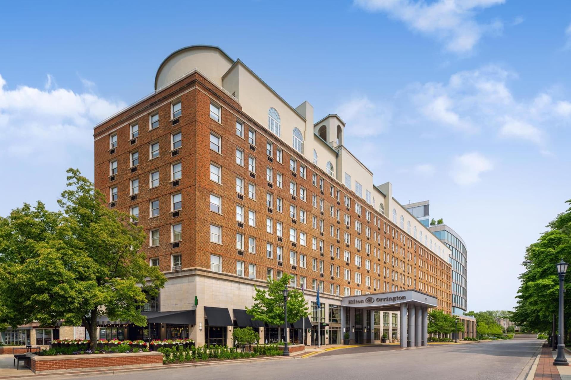 Hilton Orrington/Evanston
