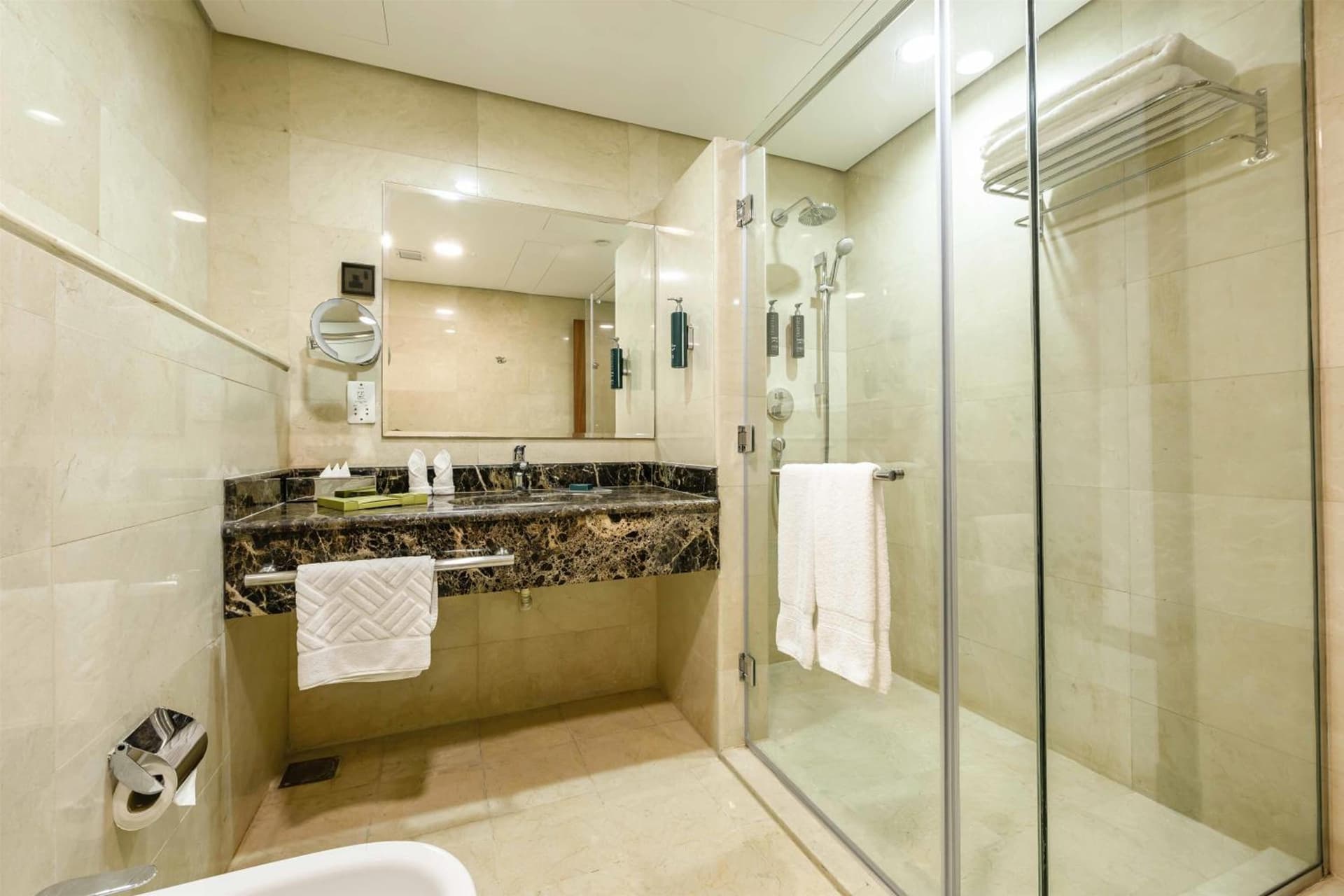 DoubleTree by Hilton Jeddah Al Andalus Mall