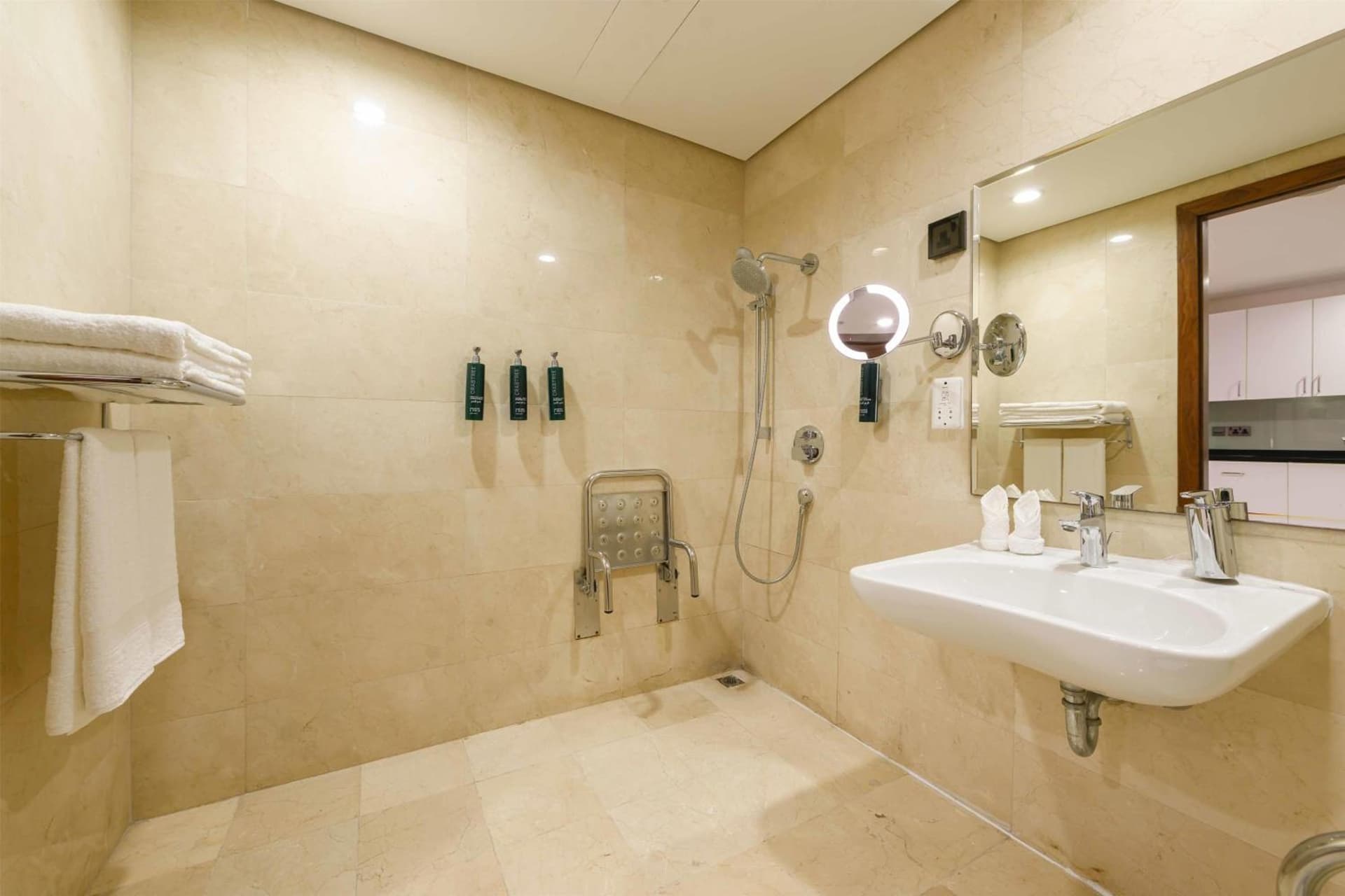 DoubleTree by Hilton Jeddah Al Andalus Mall