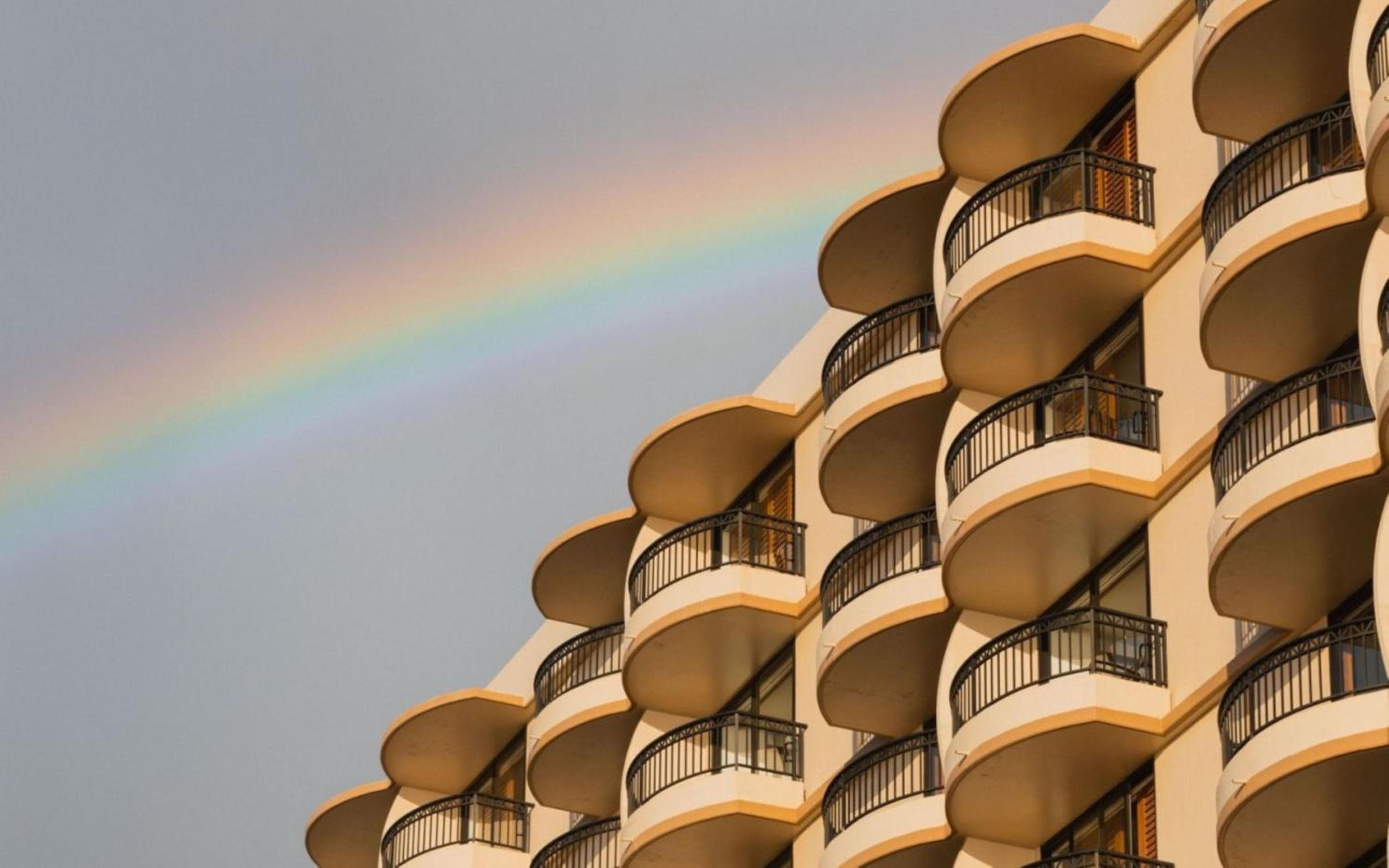 Royal Lahaina Resort & Bungalows