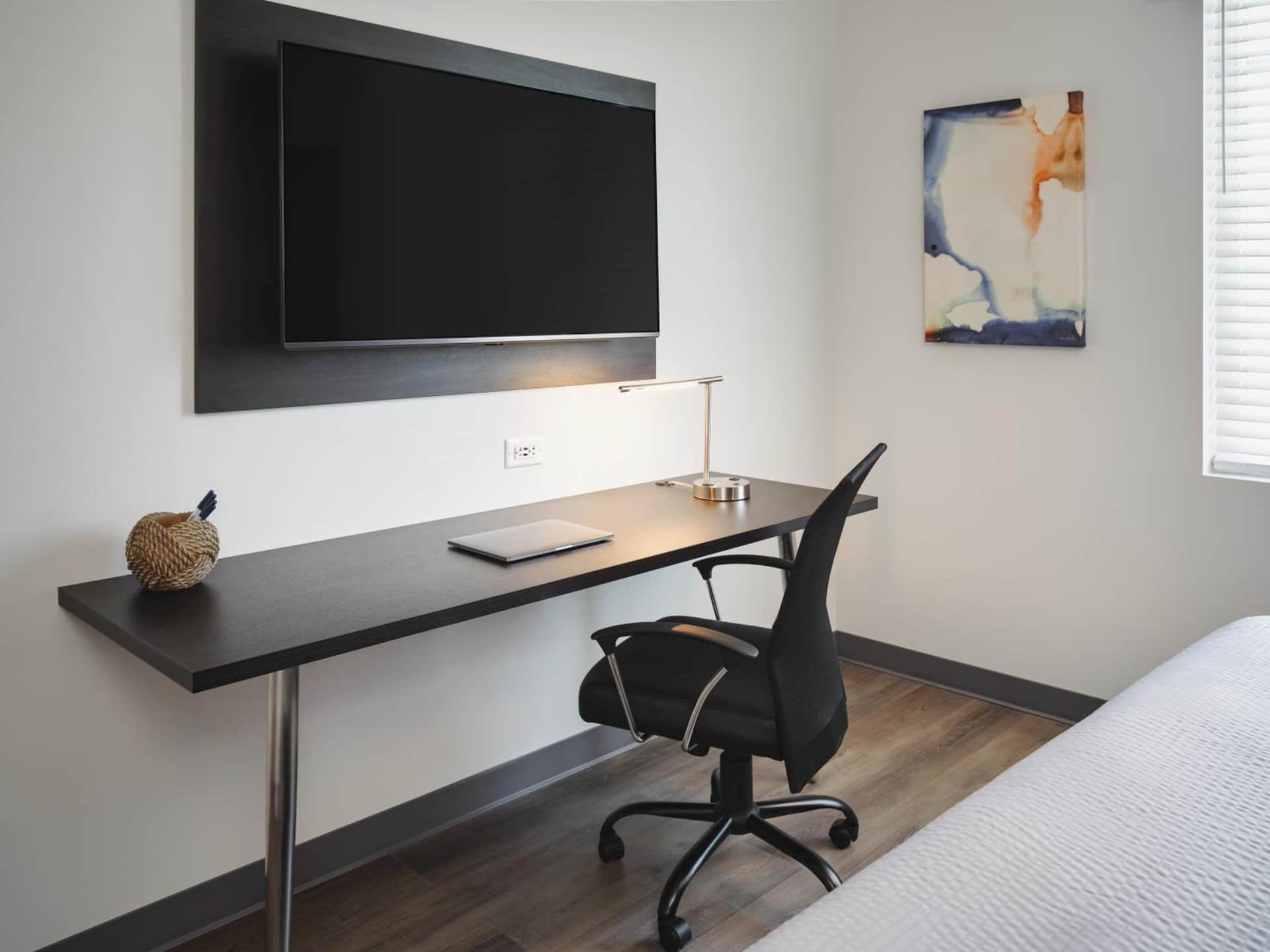 stayAPT Suites Cleveland TN