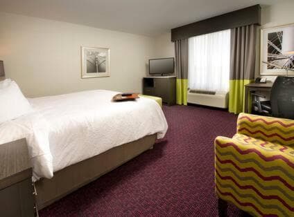 Hampton Inn & Suites by Hilton Buffalo Airport