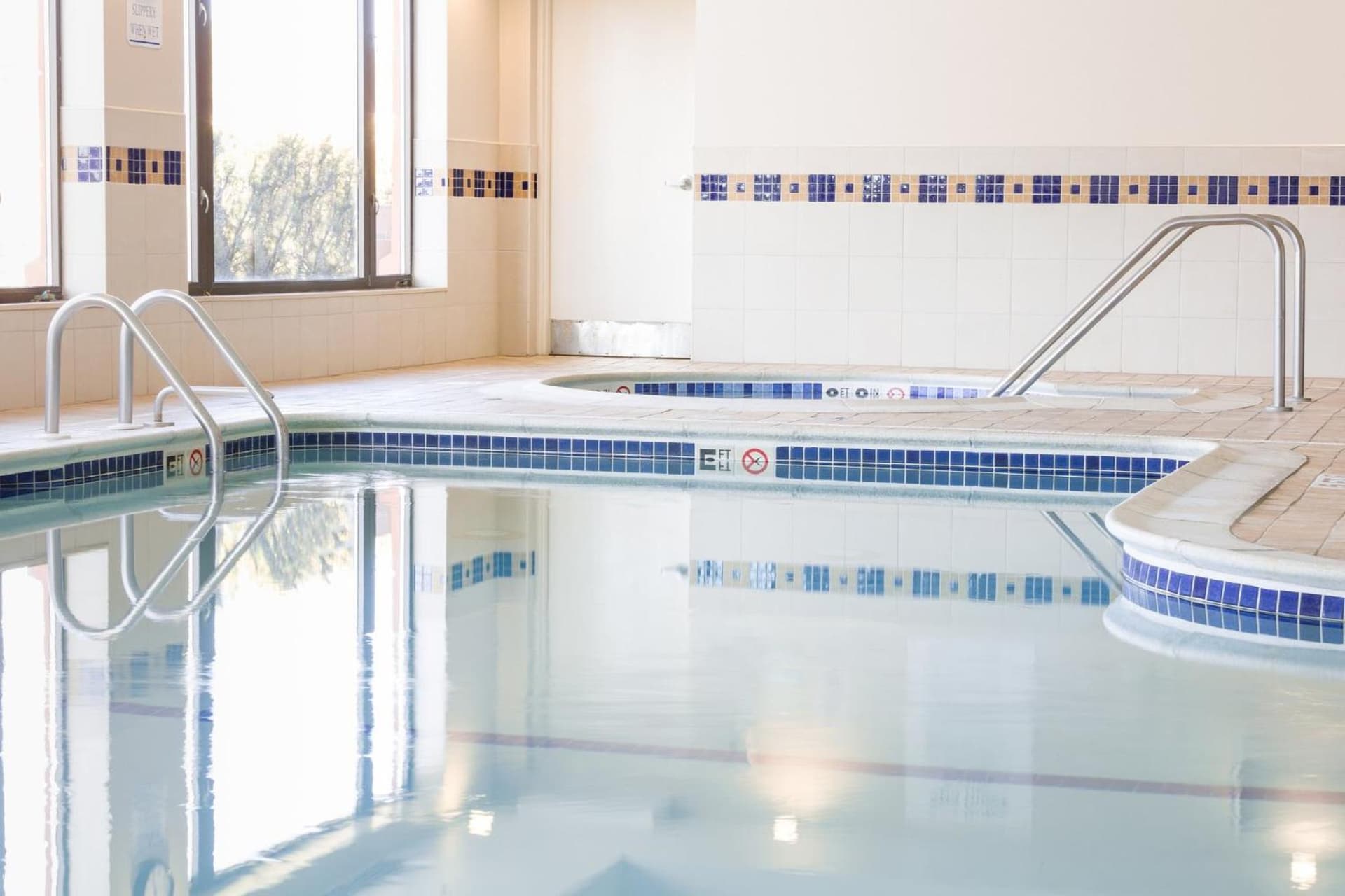 Holiday Inn Manchester Airport by IHG
