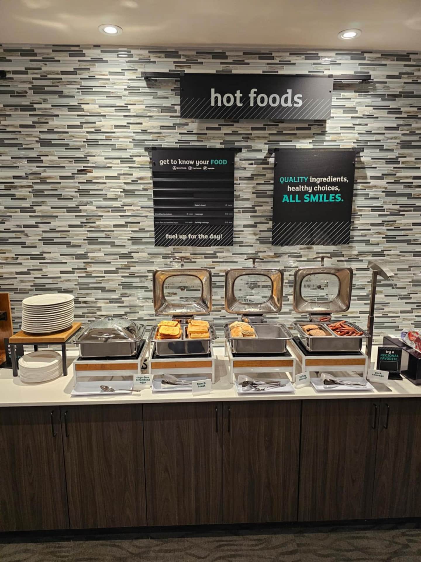 Holiday Inn & Suites Farmington Hills - Detroit NW by IHG
