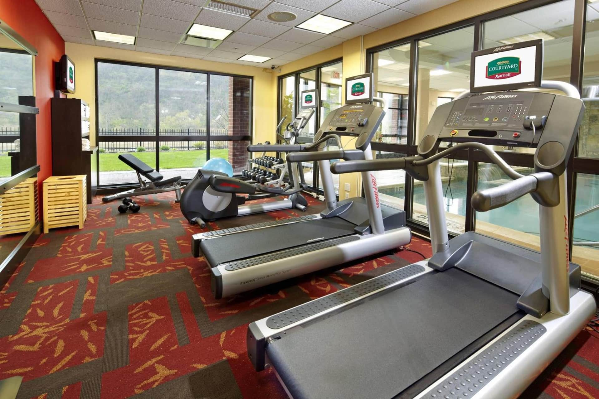 Courtyard by Marriott Pittsburgh West Homestead Waterfront